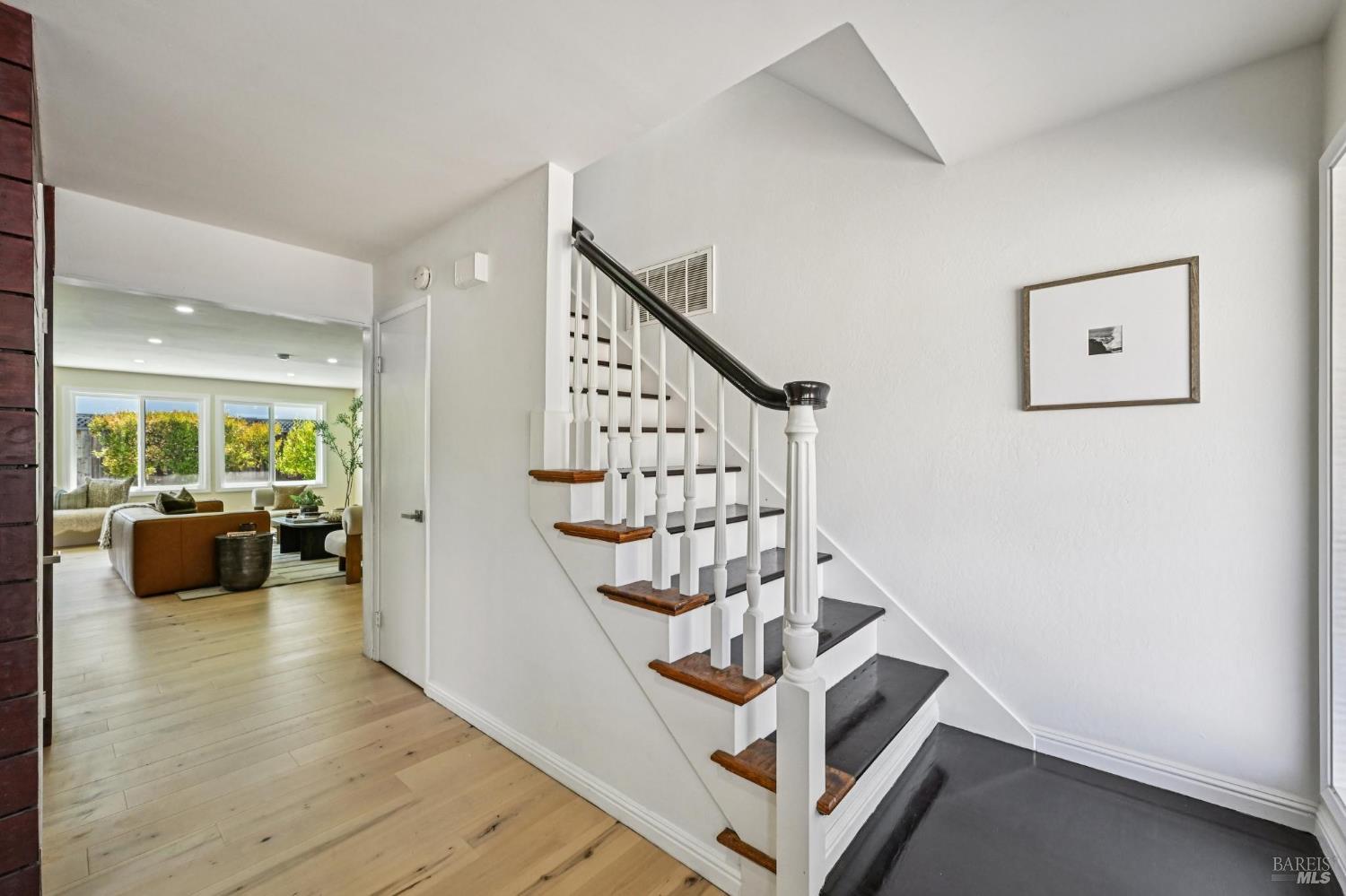 258 San Carlos Way