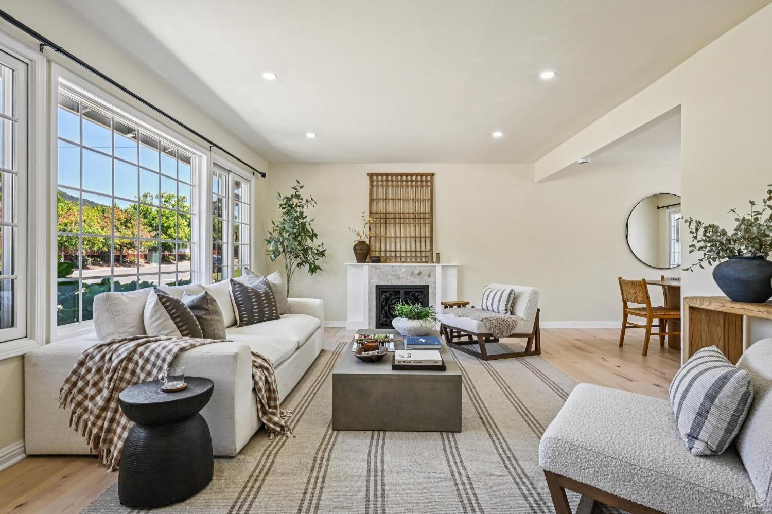258 San Carlos Way