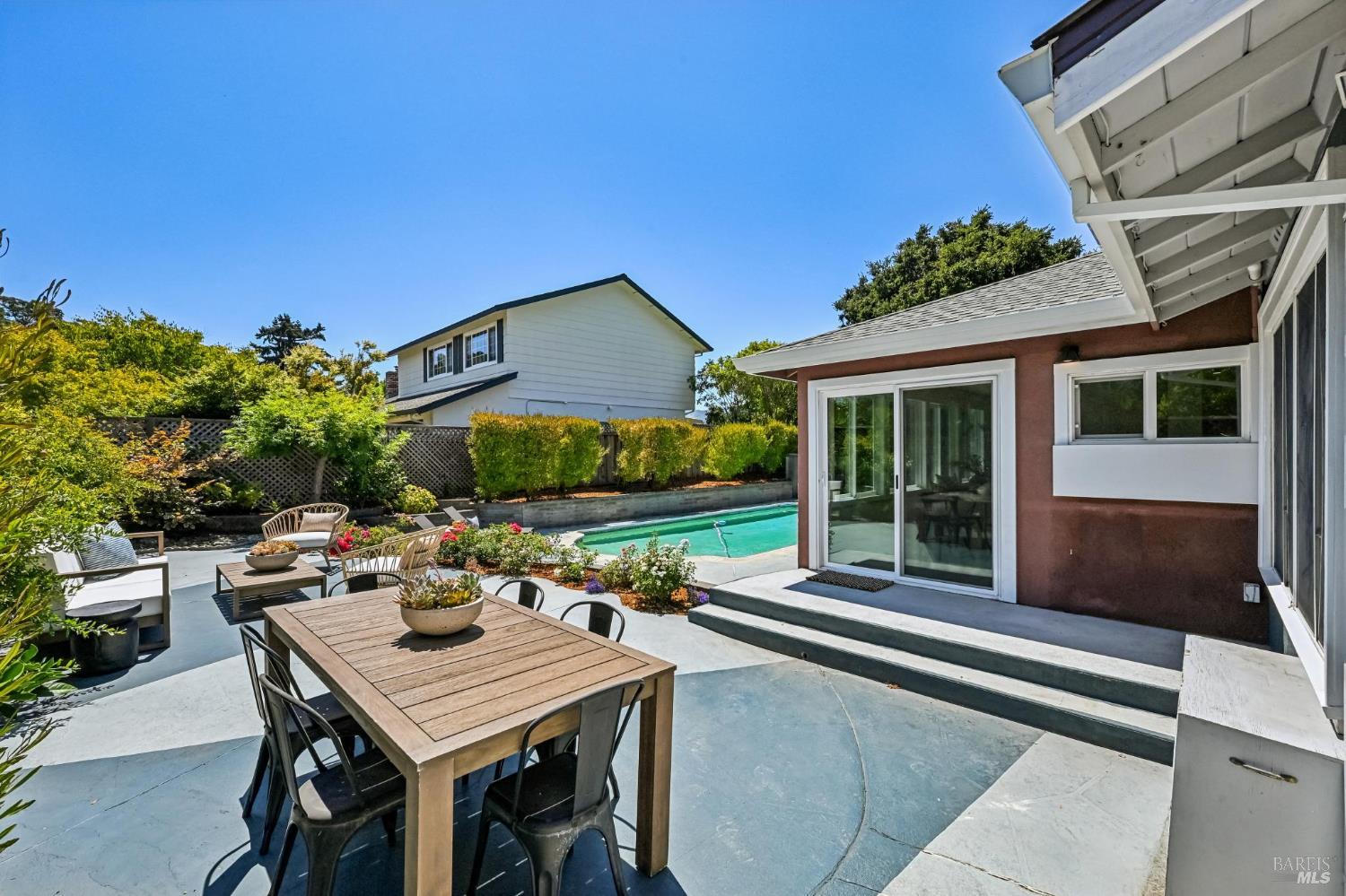 258 San Carlos Way