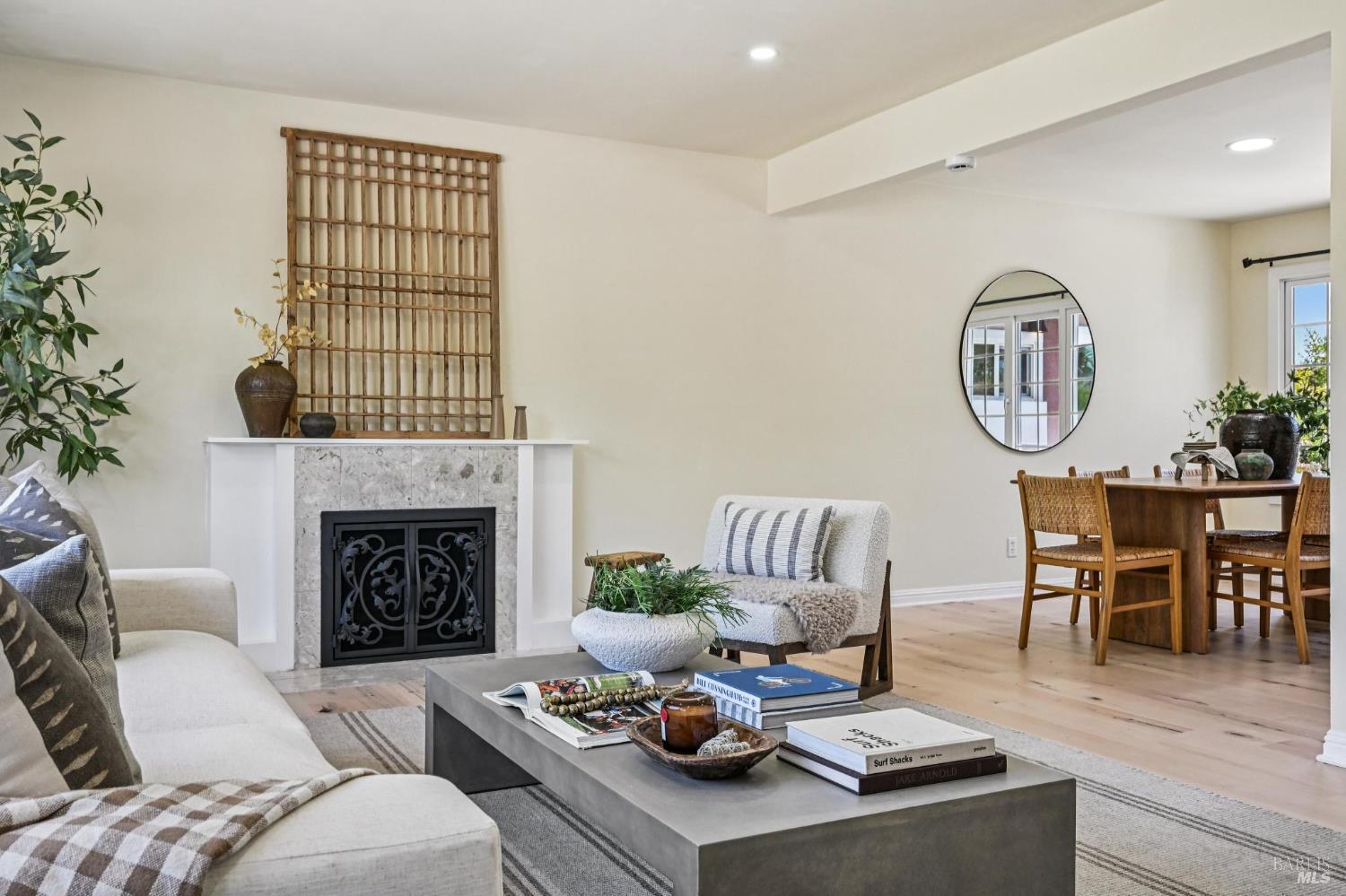 258 San Carlos Way