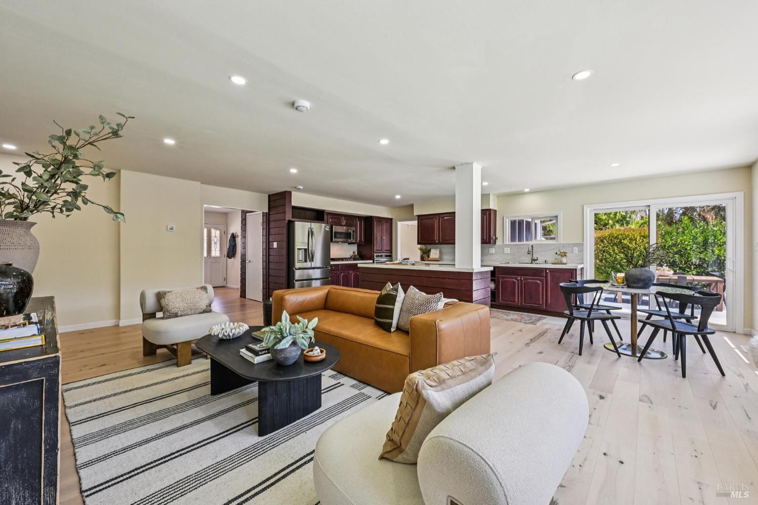 258 San Carlos Way
