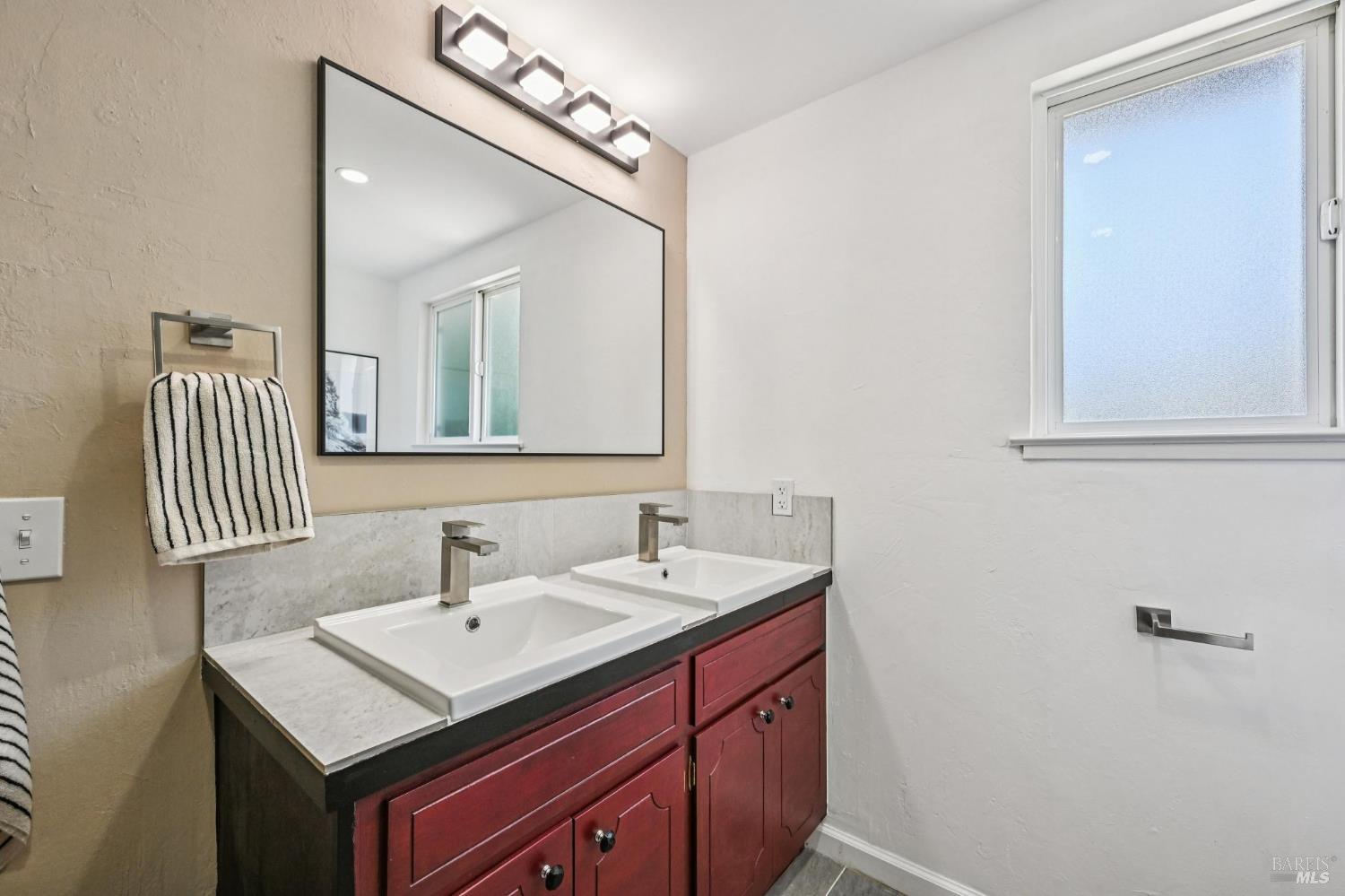 258 San Carlos Way