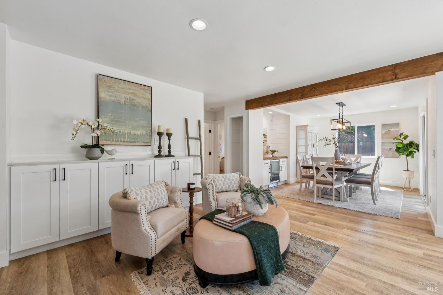 1549 Creekside Drive