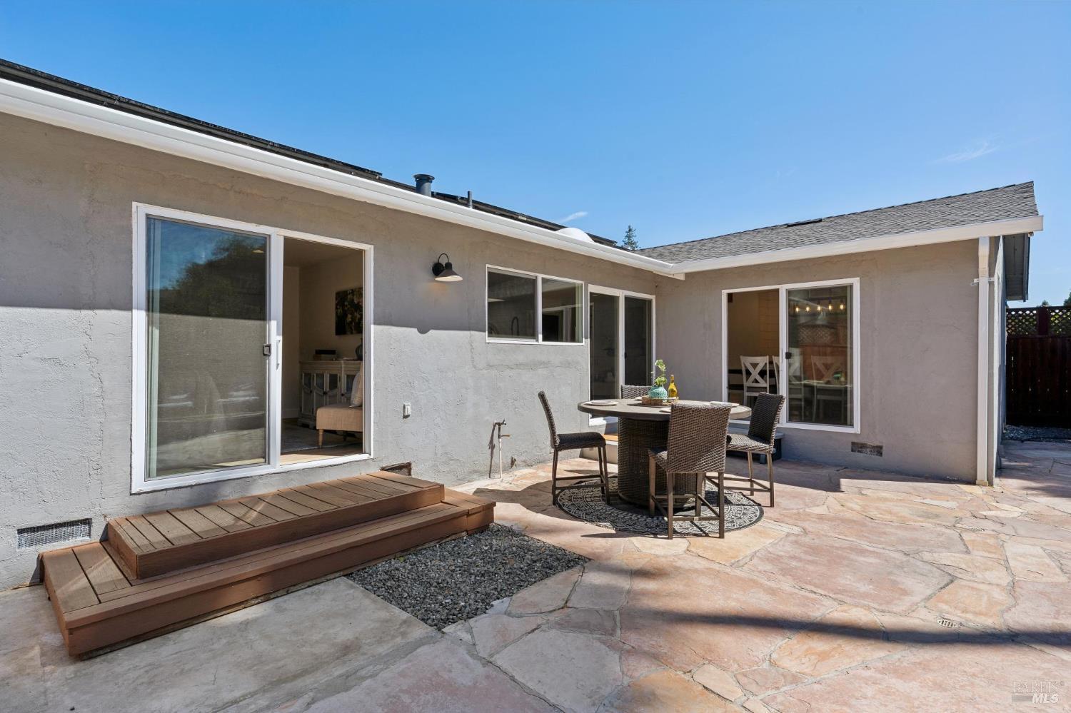 1549 Creekside Drive