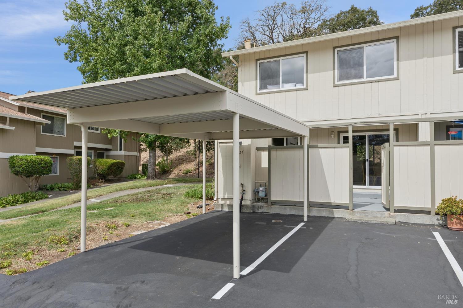 13 Oliva Drive Unit: #F