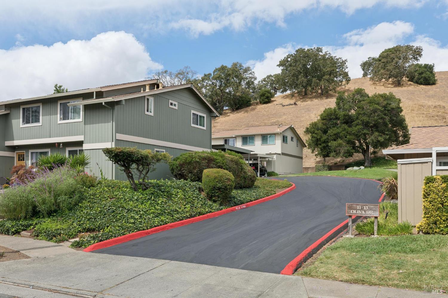 13 Oliva Drive Unit: #F
