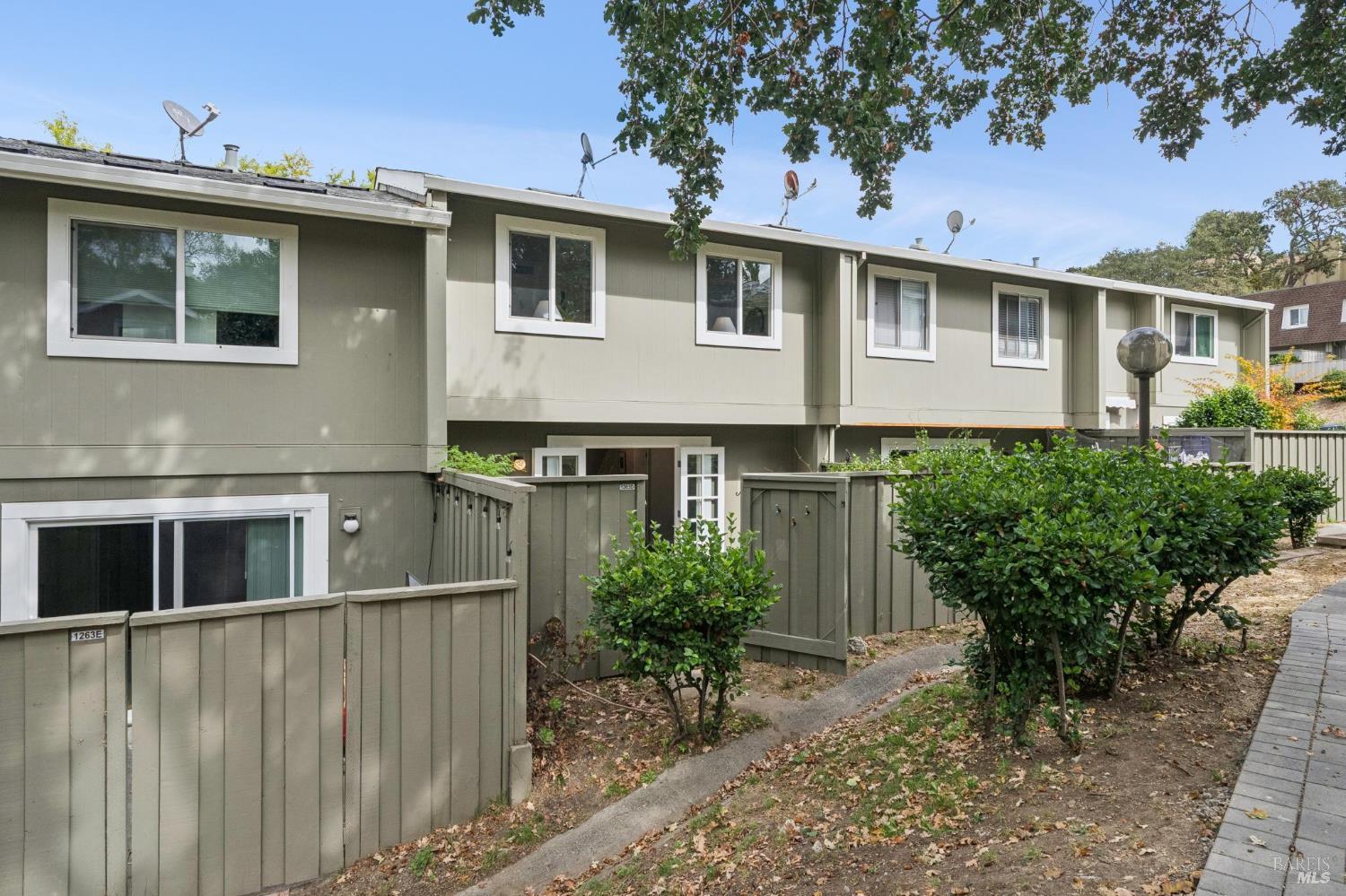 1263 Valley Oak Court Unit: #D