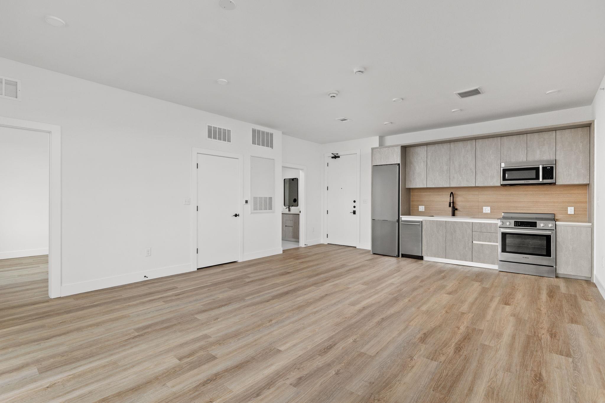 4315 S Congress Ave # 523, Austin Unit: 523