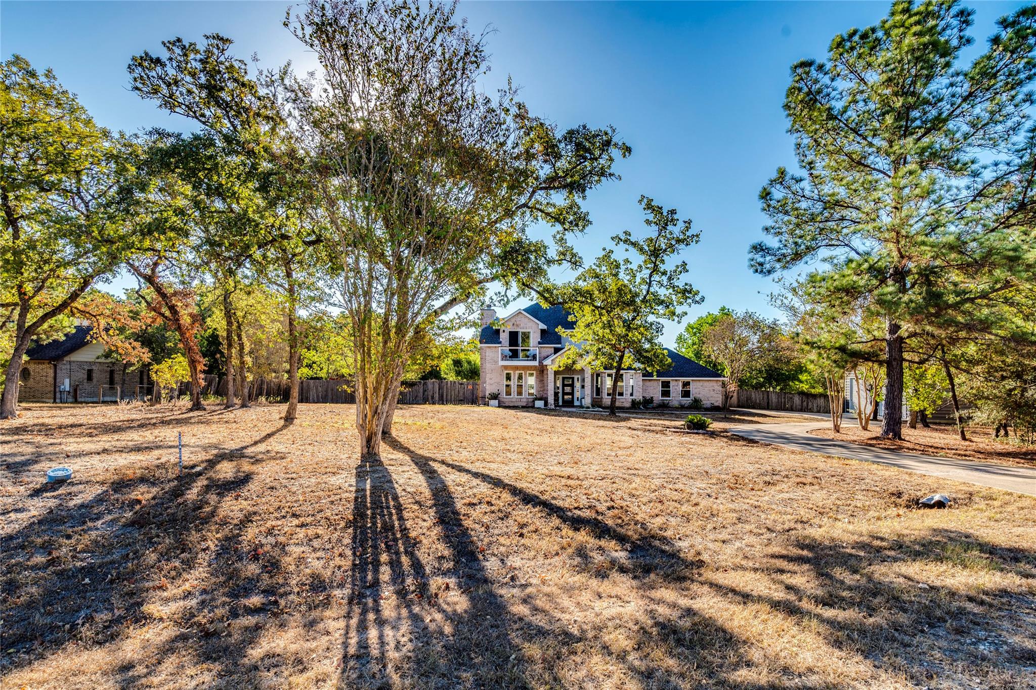 171 N Pin Oak XING, Elgin