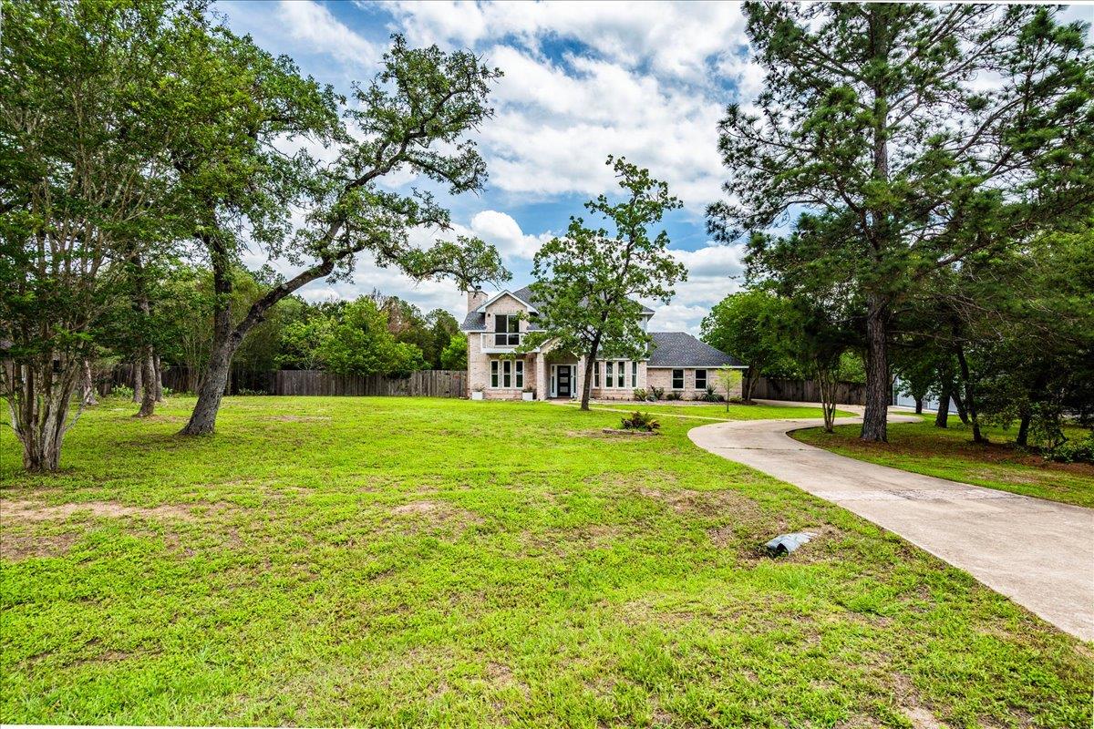 171 N Pin Oak XING, Elgin