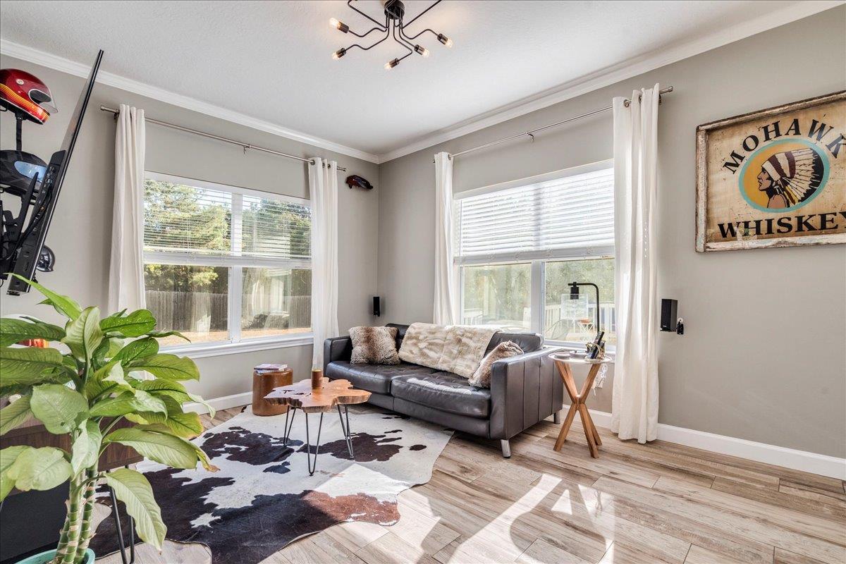 171 N Pin Oak XING, Elgin