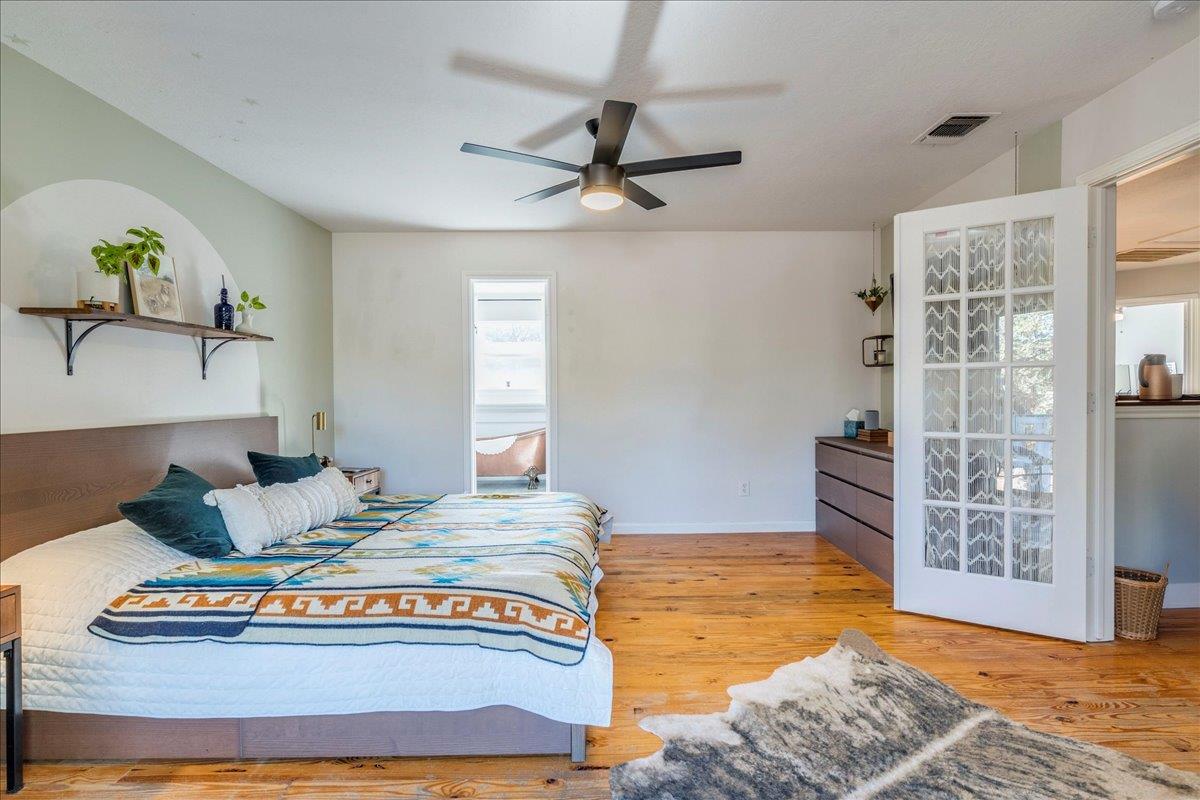 171 N Pin Oak XING, Elgin