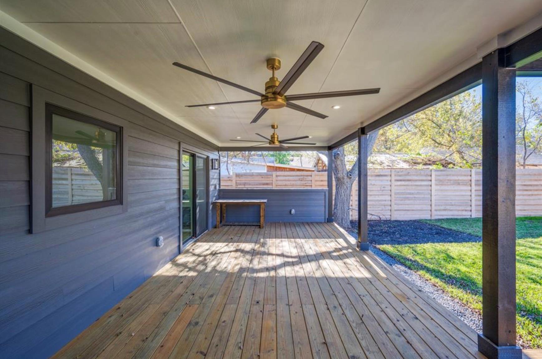 6308 Linda LN