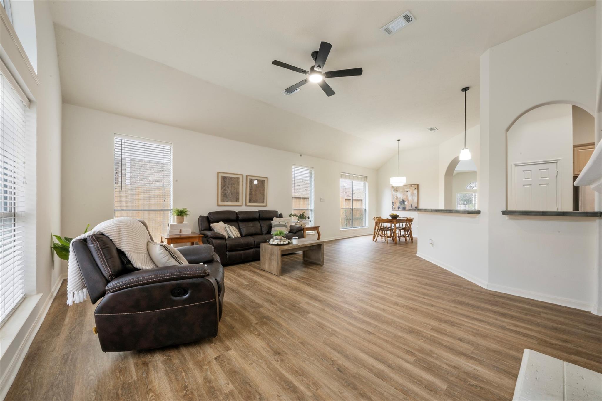 9211 Memorial Hills Drive