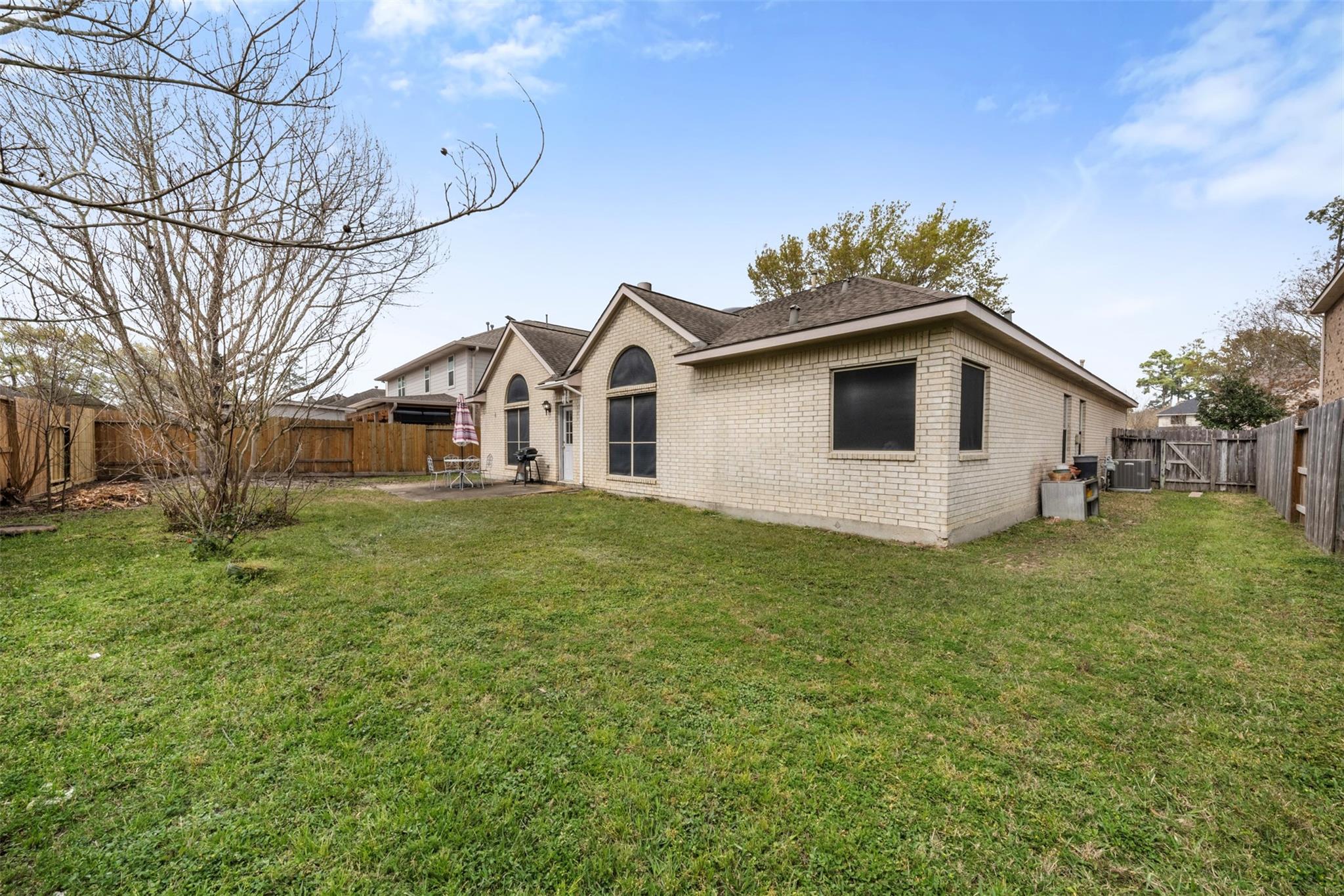 9211 Memorial Hills Drive