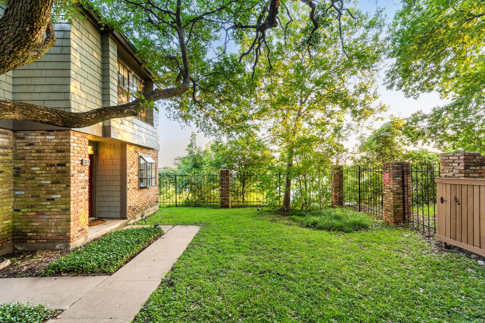 7122 Wood Hollow DR # 13