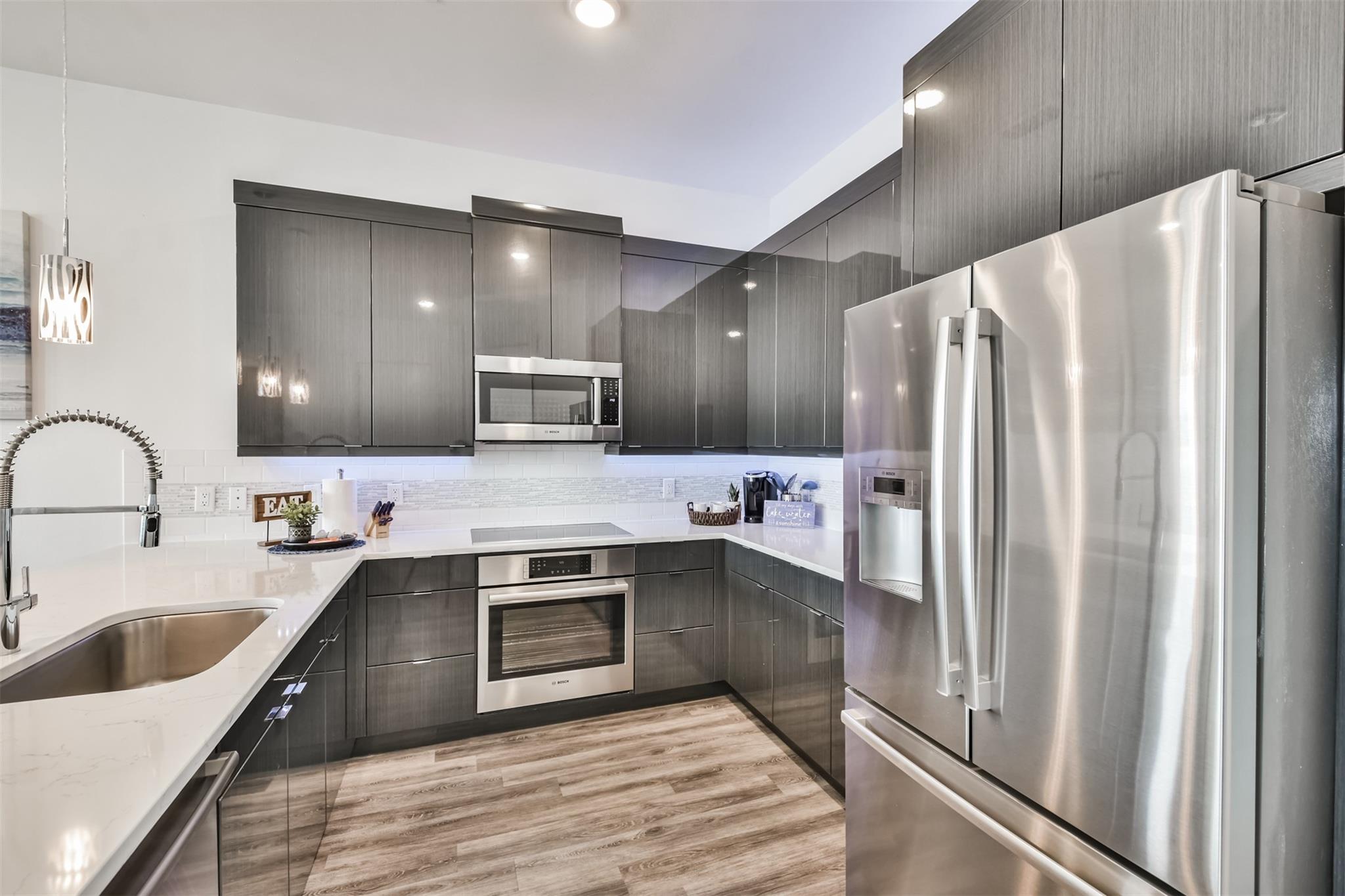 199 Waterpoint Court # 106