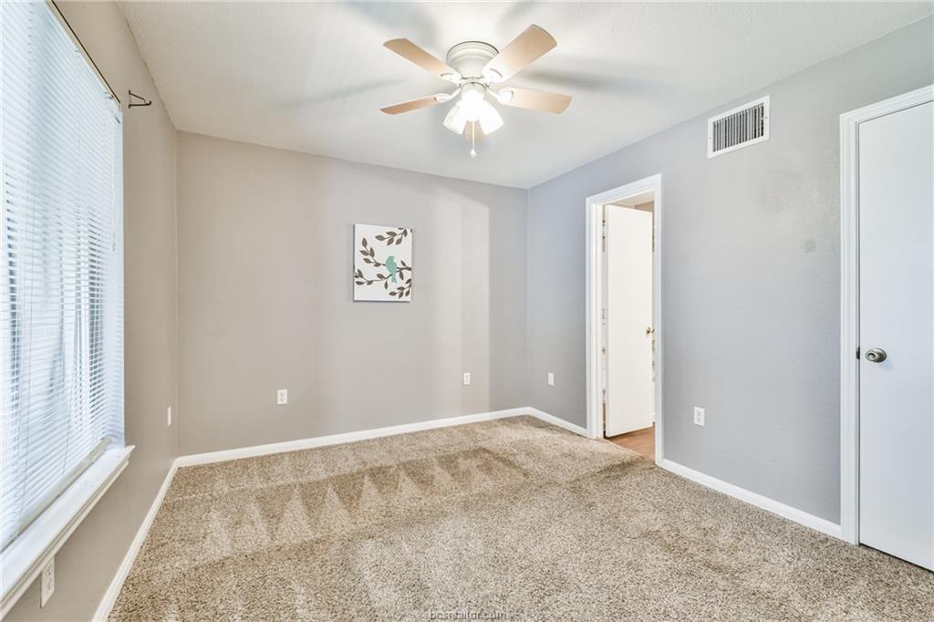 529 Southwest Parkway Parkway # 203