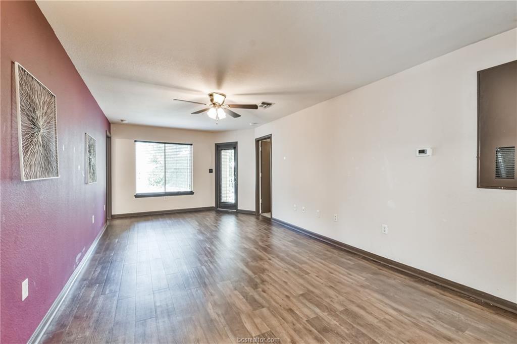529 Southwest Parkway Parkway # 203