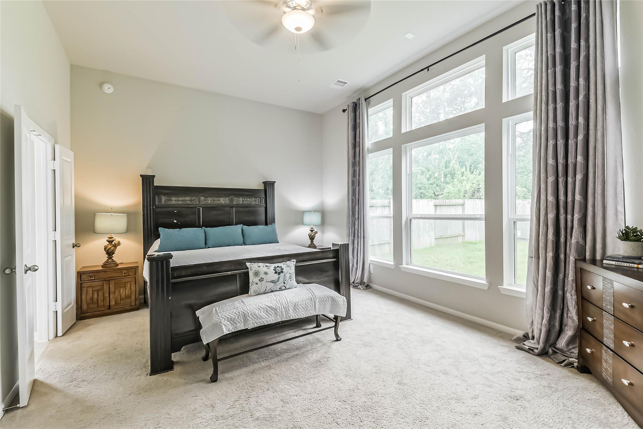 15603 Lakewood Terrace Drive