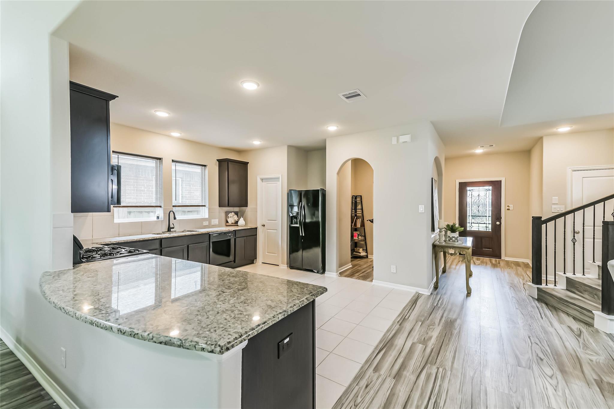 15603 Lakewood Terrace Drive