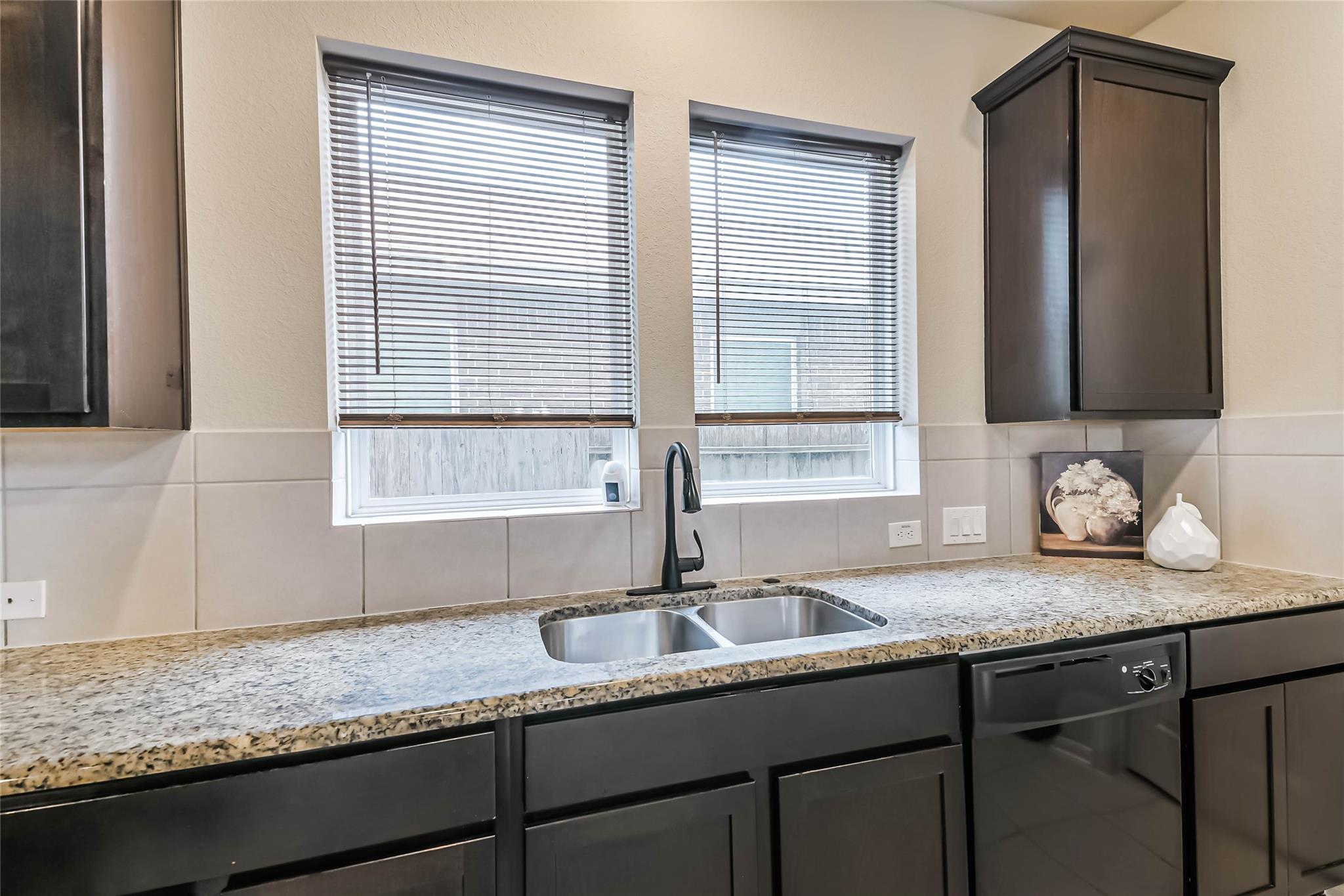 15603 Lakewood Terrace Drive