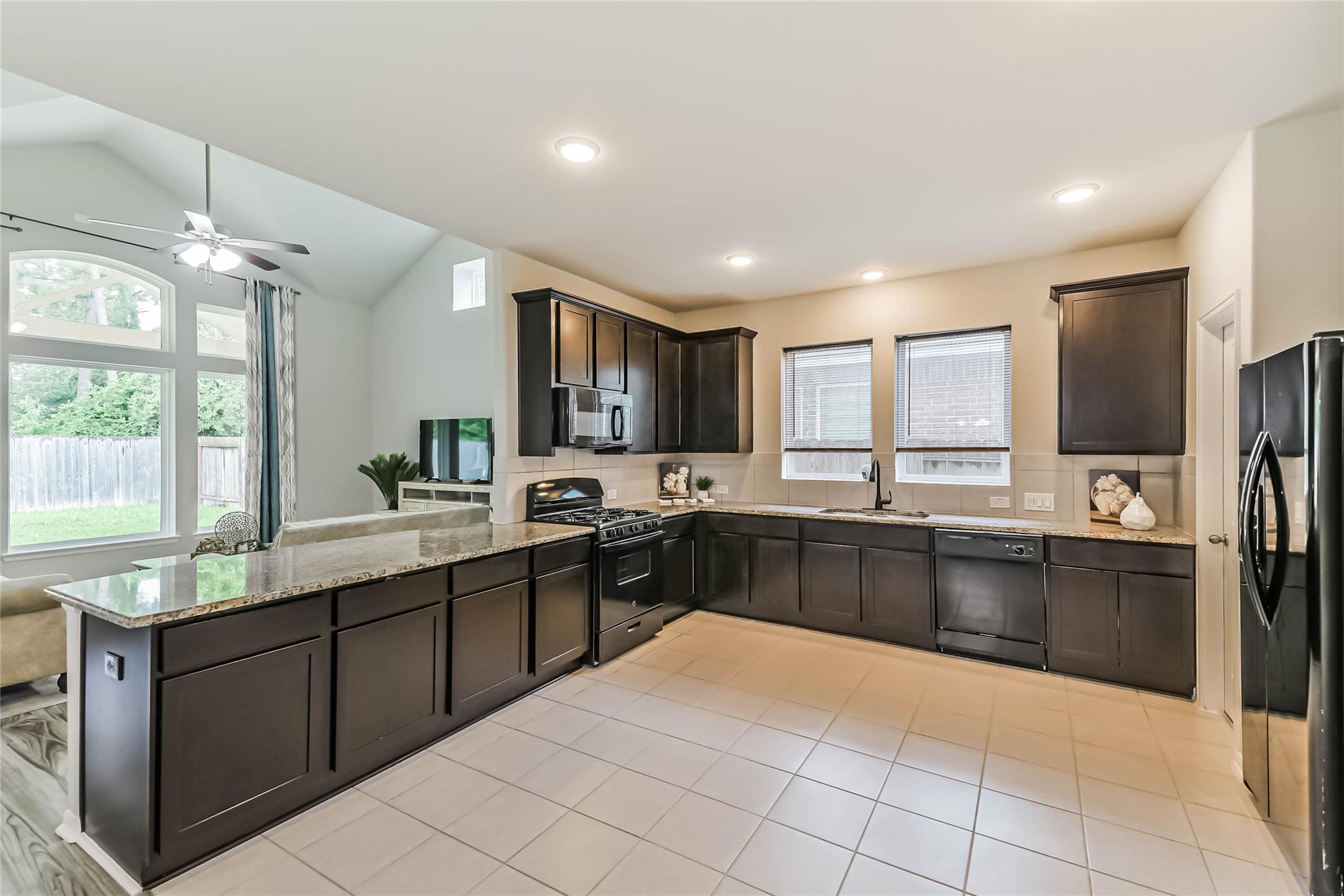 15603 Lakewood Terrace Drive