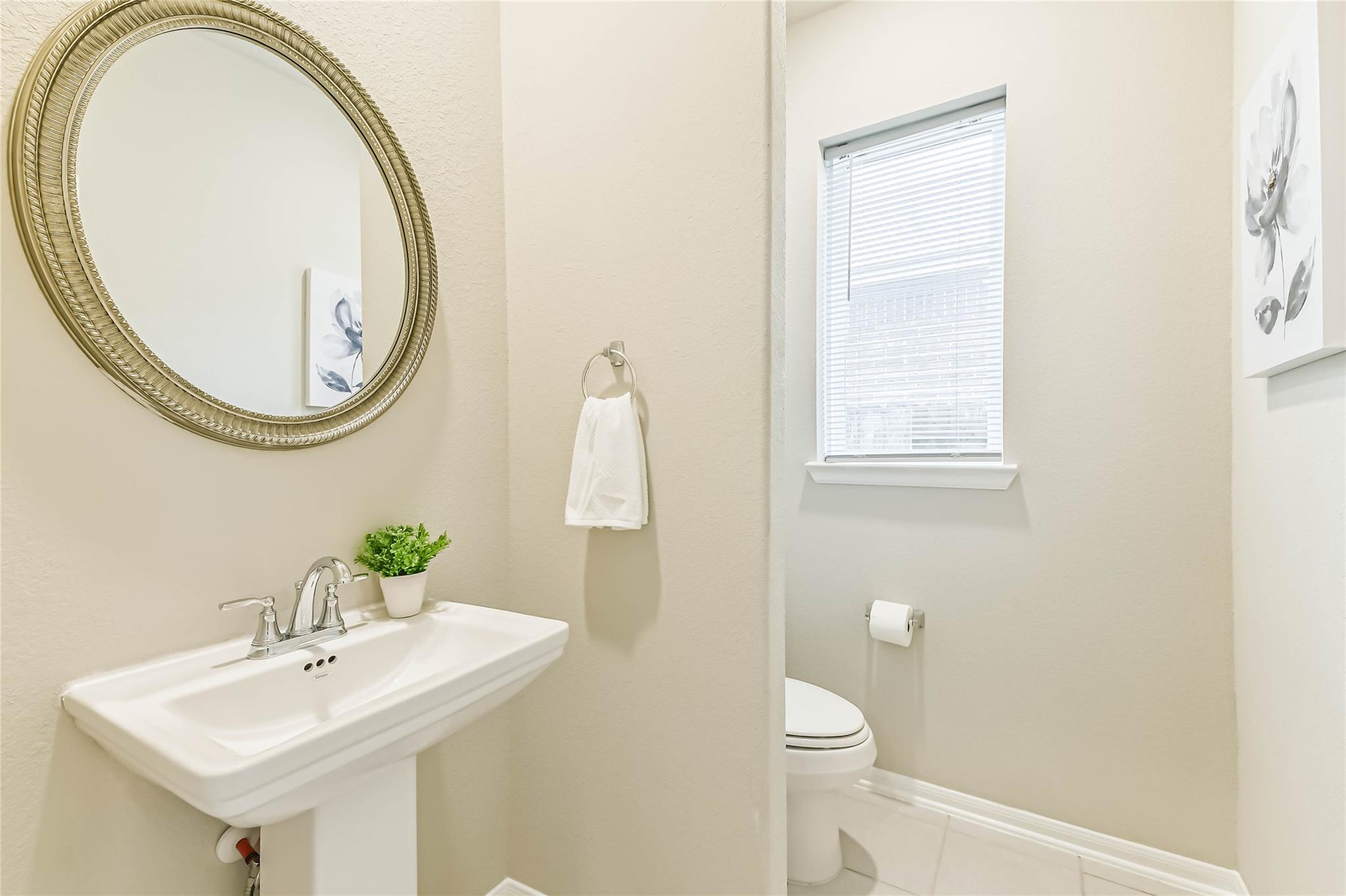 15603 Lakewood Terrace Drive