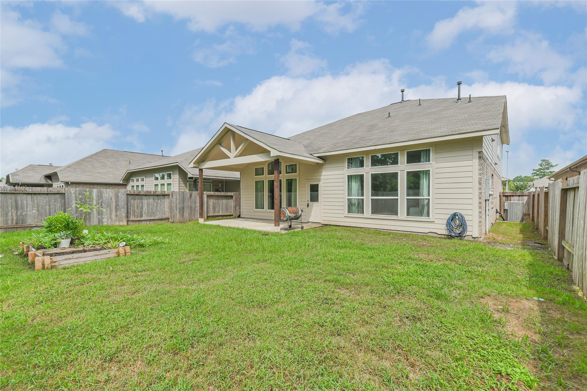 15603 Lakewood Terrace Drive