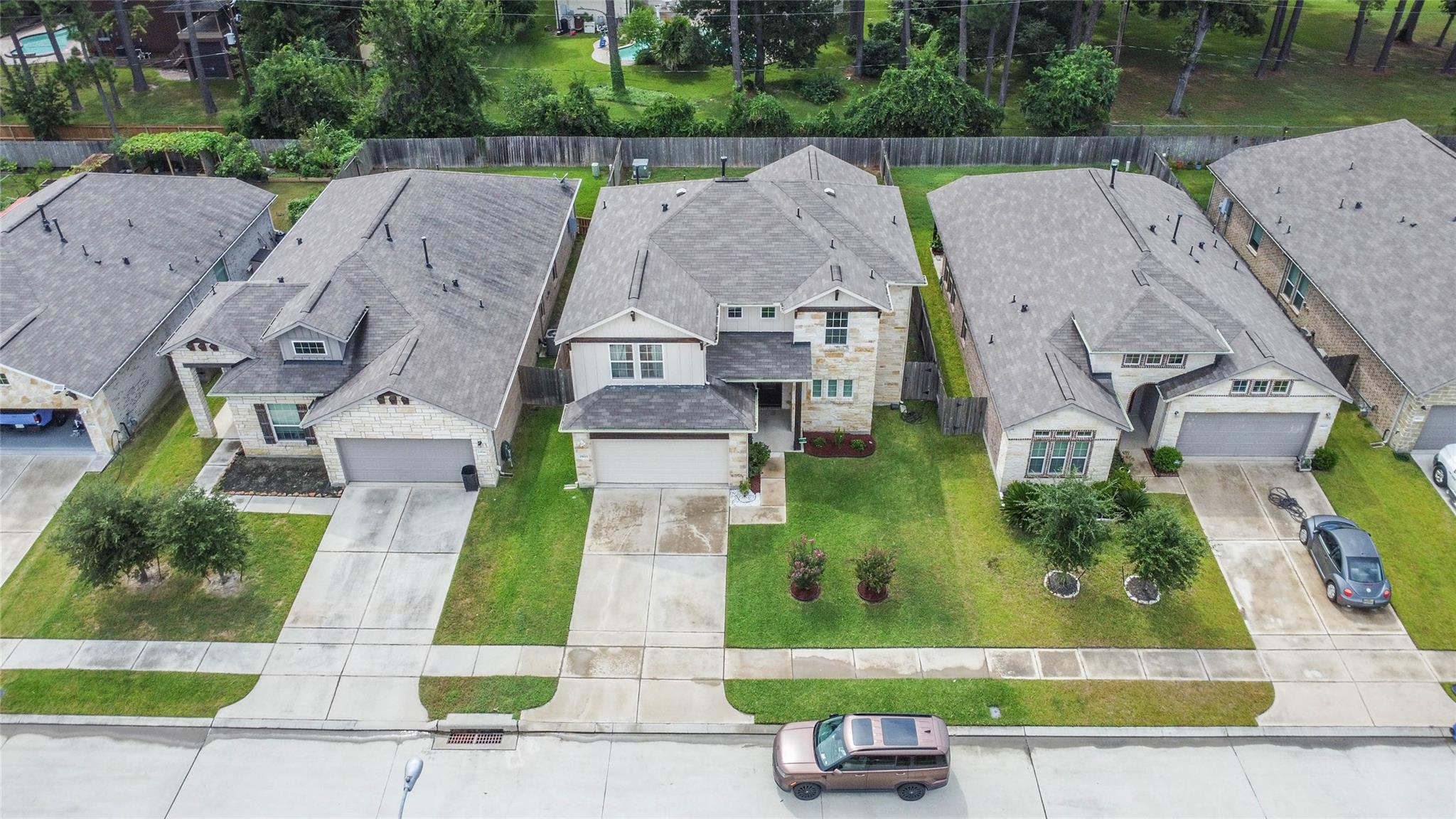 15603 Lakewood Terrace Drive