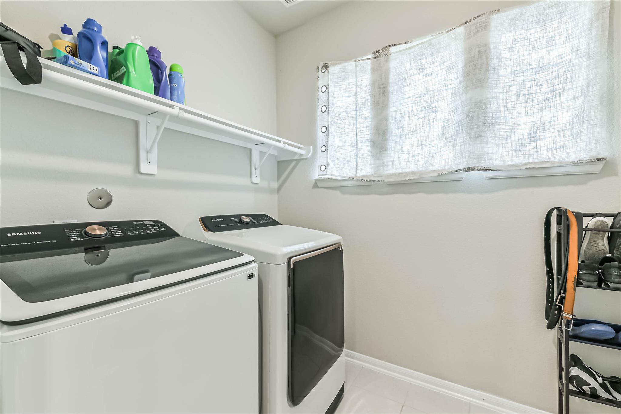 15603 Lakewood Terrace Drive