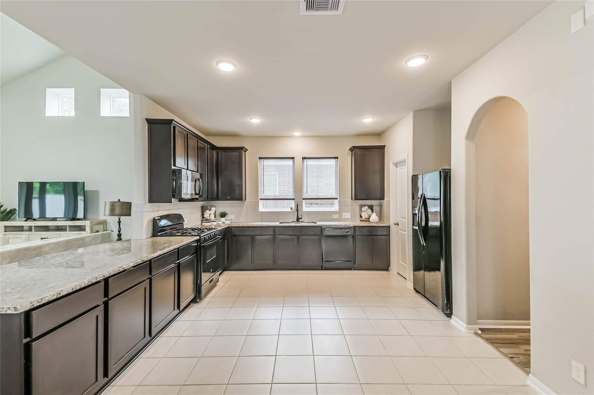 15603 Lakewood Terrace Drive