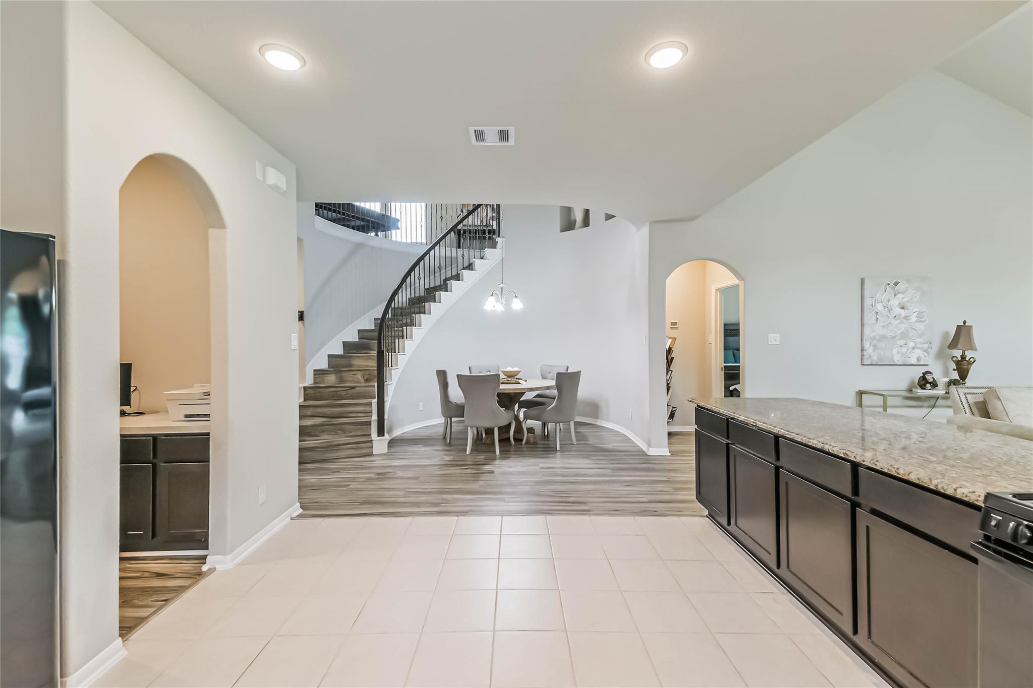 15603 Lakewood Terrace Drive