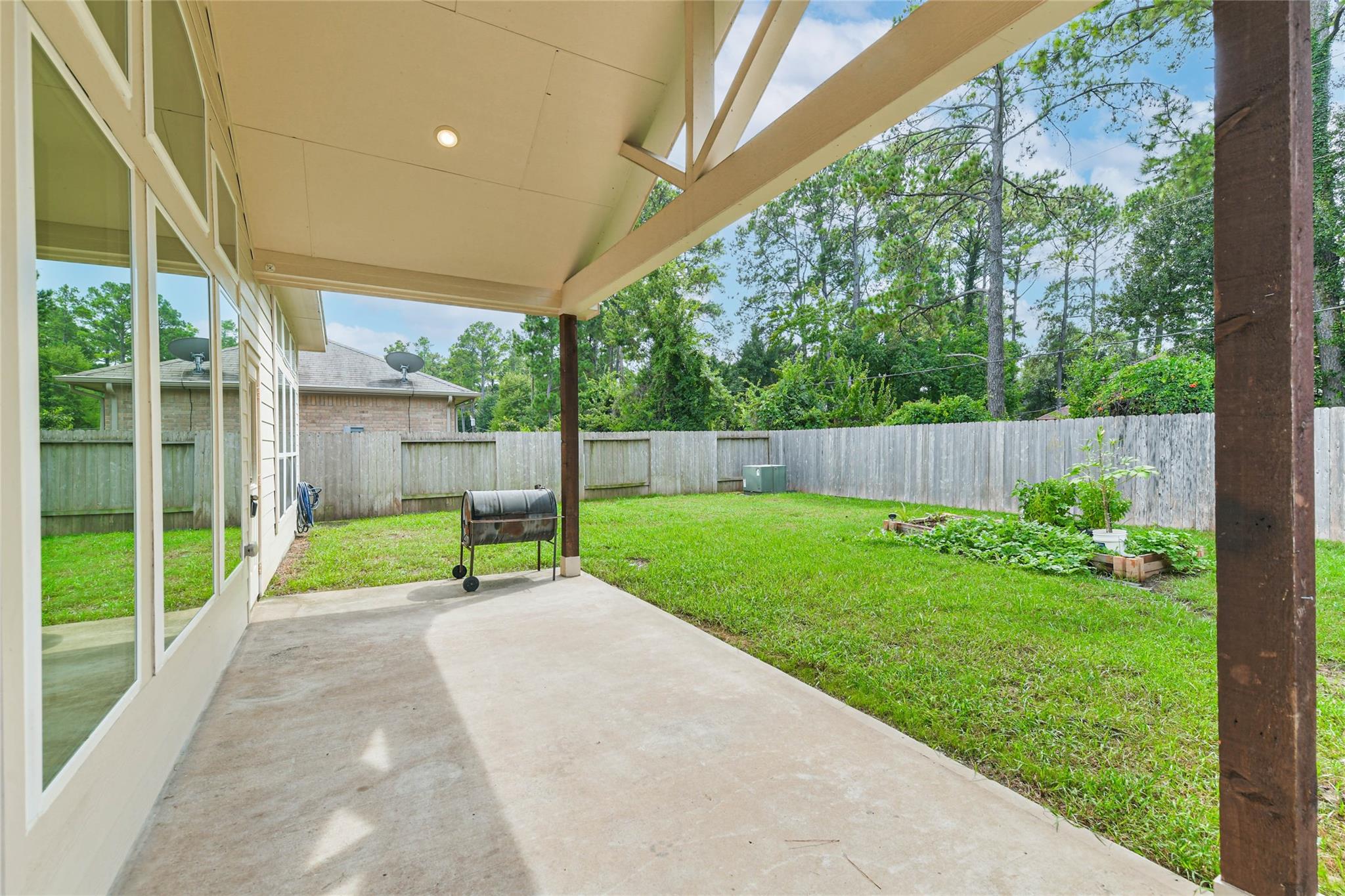 15603 Lakewood Terrace Drive