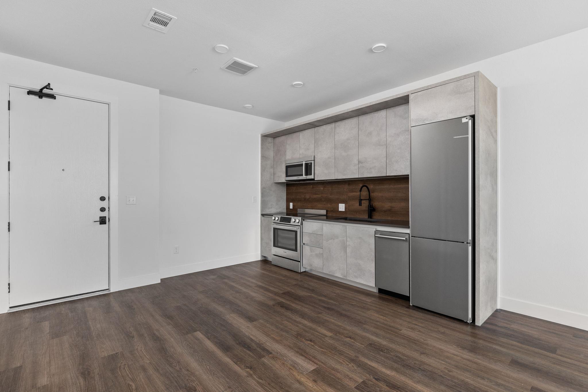 4315 S Congress Ave # 429