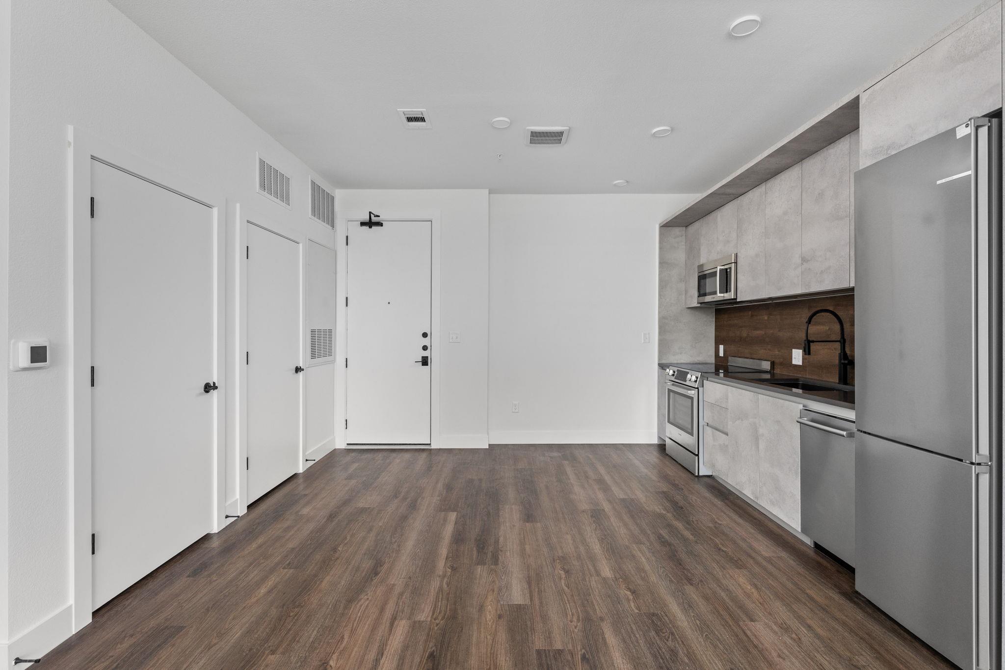 4315 S Congress Ave # 429