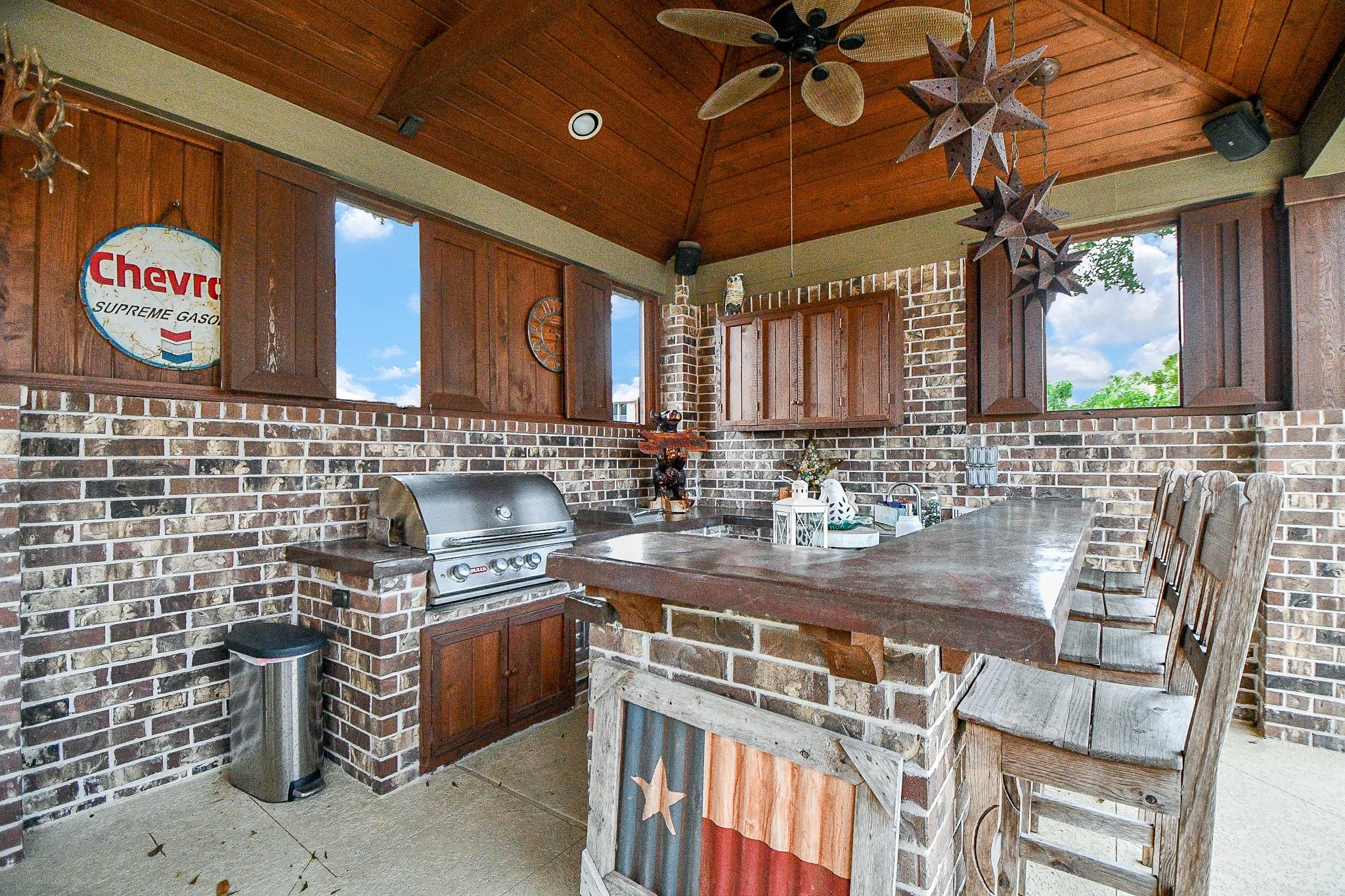 17819 Refuge Lake Drive