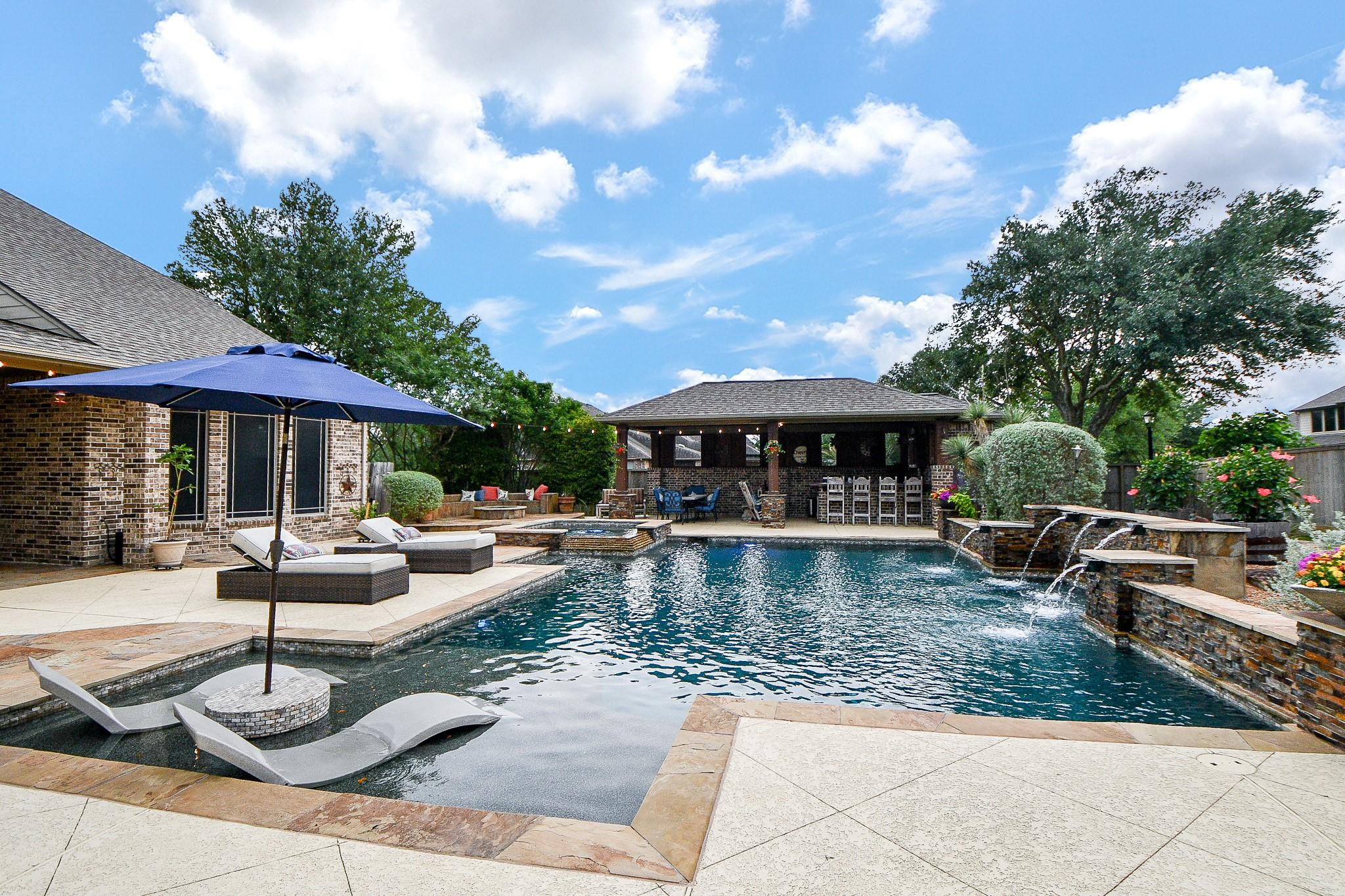 17819 Refuge Lake Drive