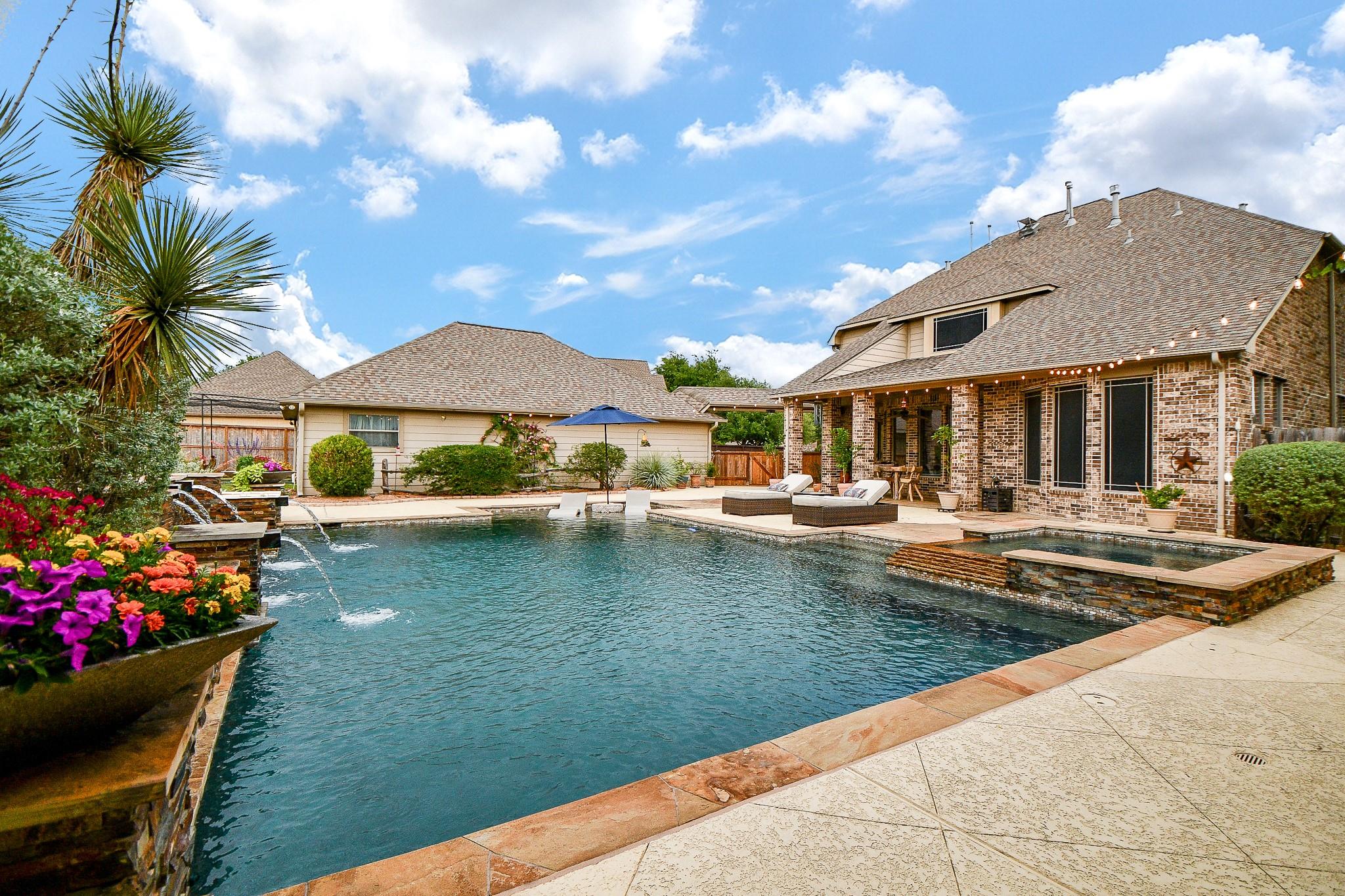 17819 Refuge Lake Drive