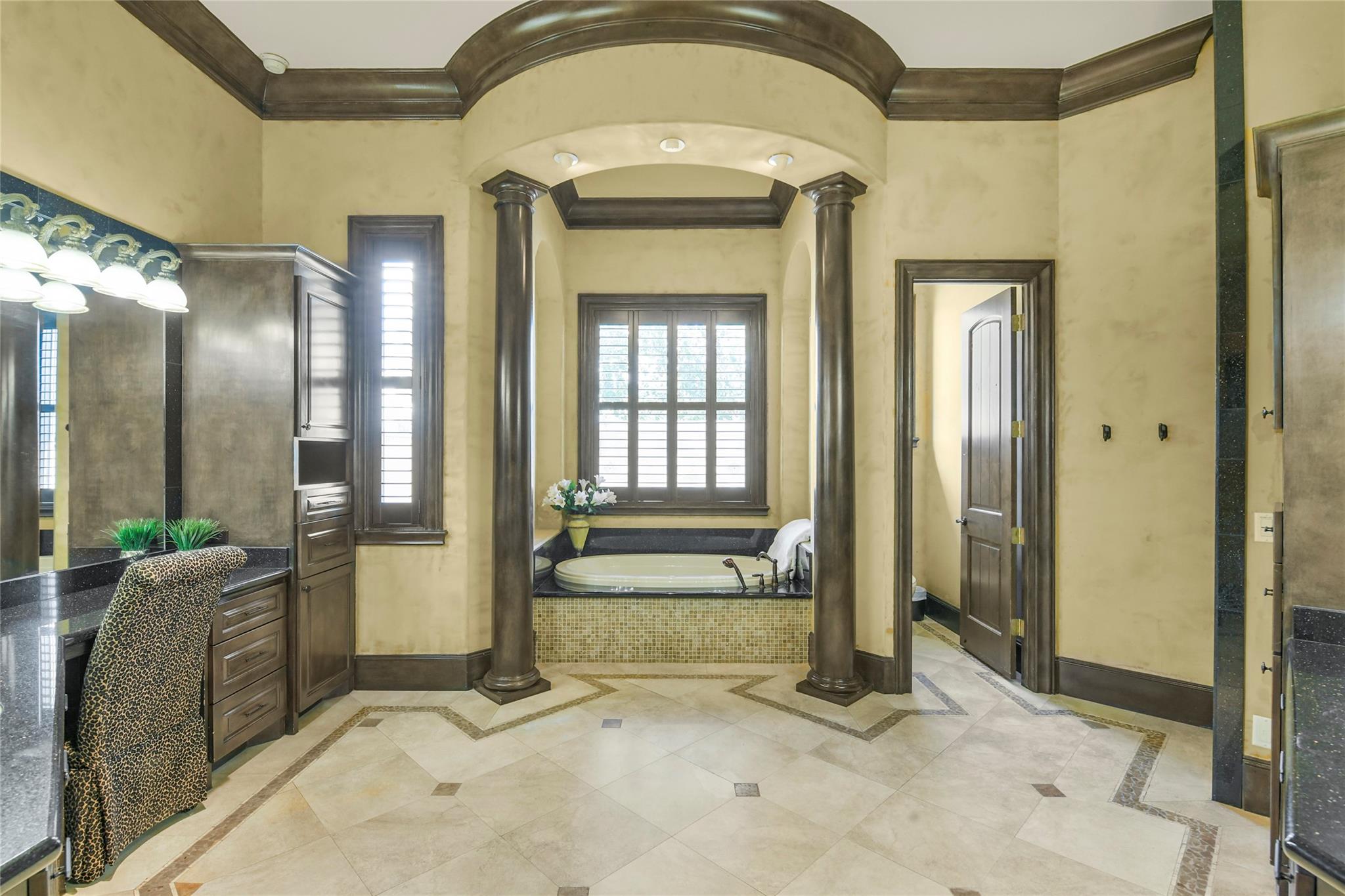17111 Saddle Ridge Pass