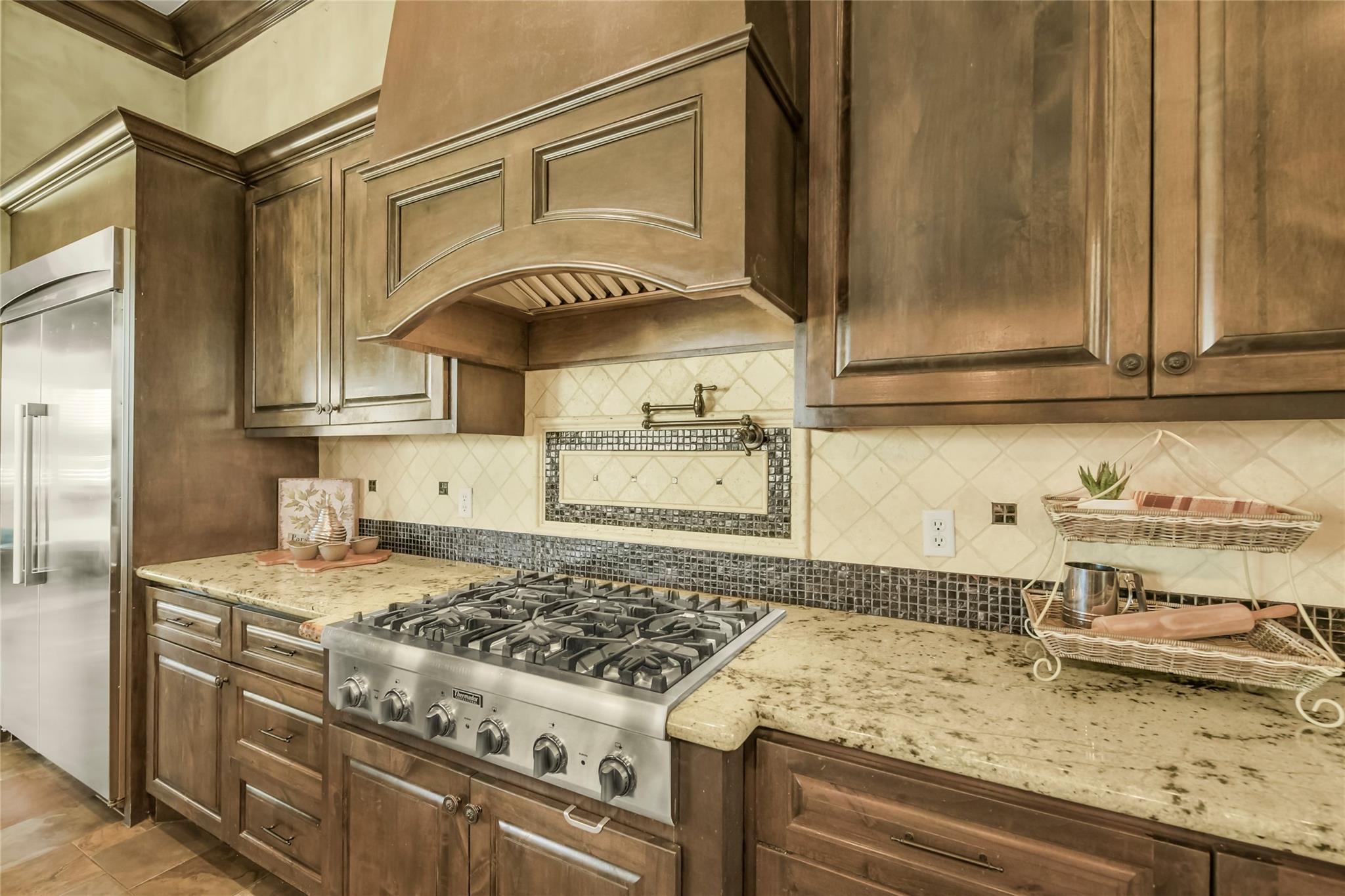 17111 Saddle Ridge Pass