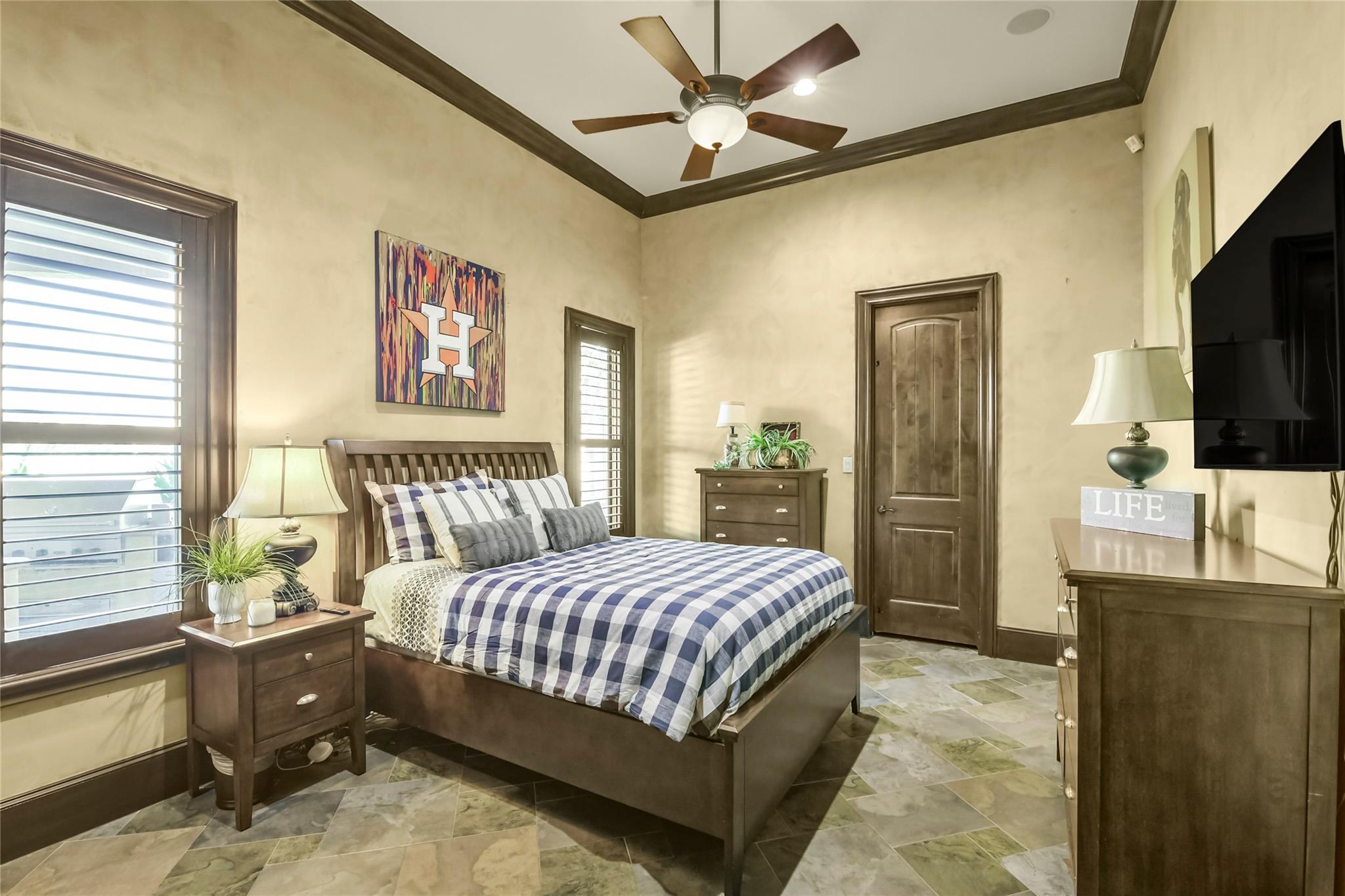 17111 Saddle Ridge Pass