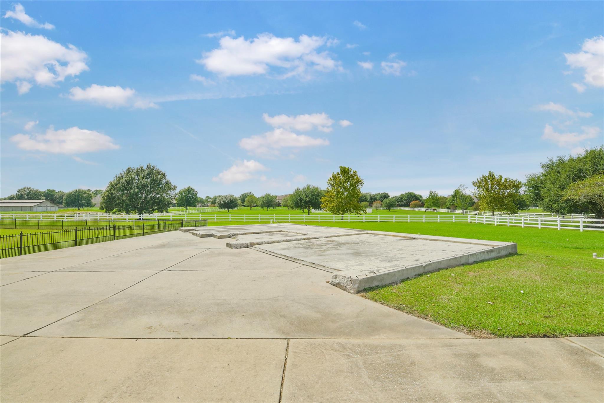 17111 Saddle Ridge Pass