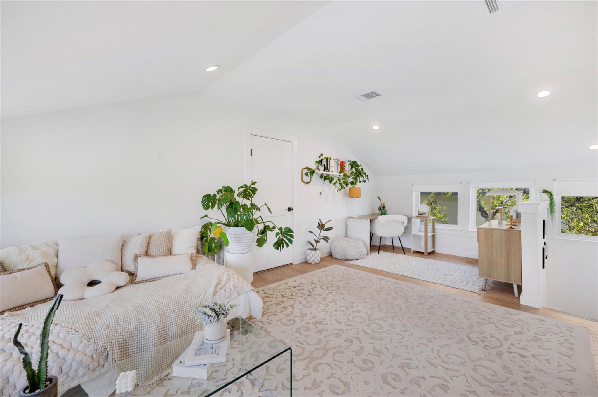 5007 Lott Ave # 1