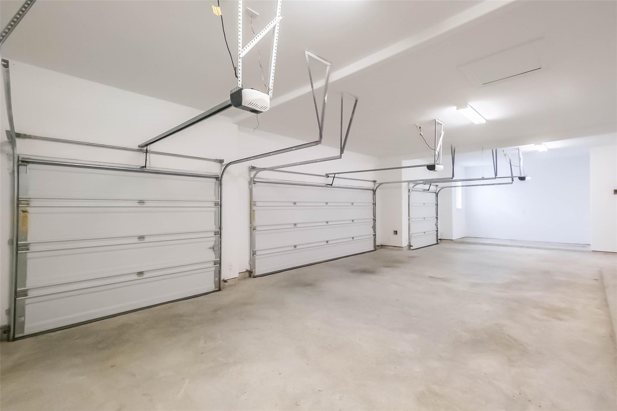 20319 Hillside Grove Lane