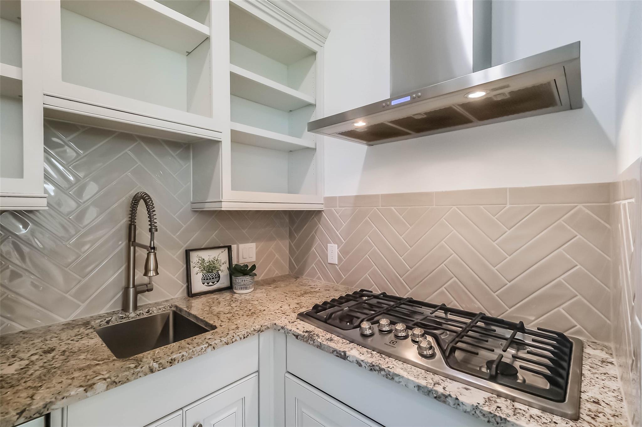 20319 Hillside Grove Lane