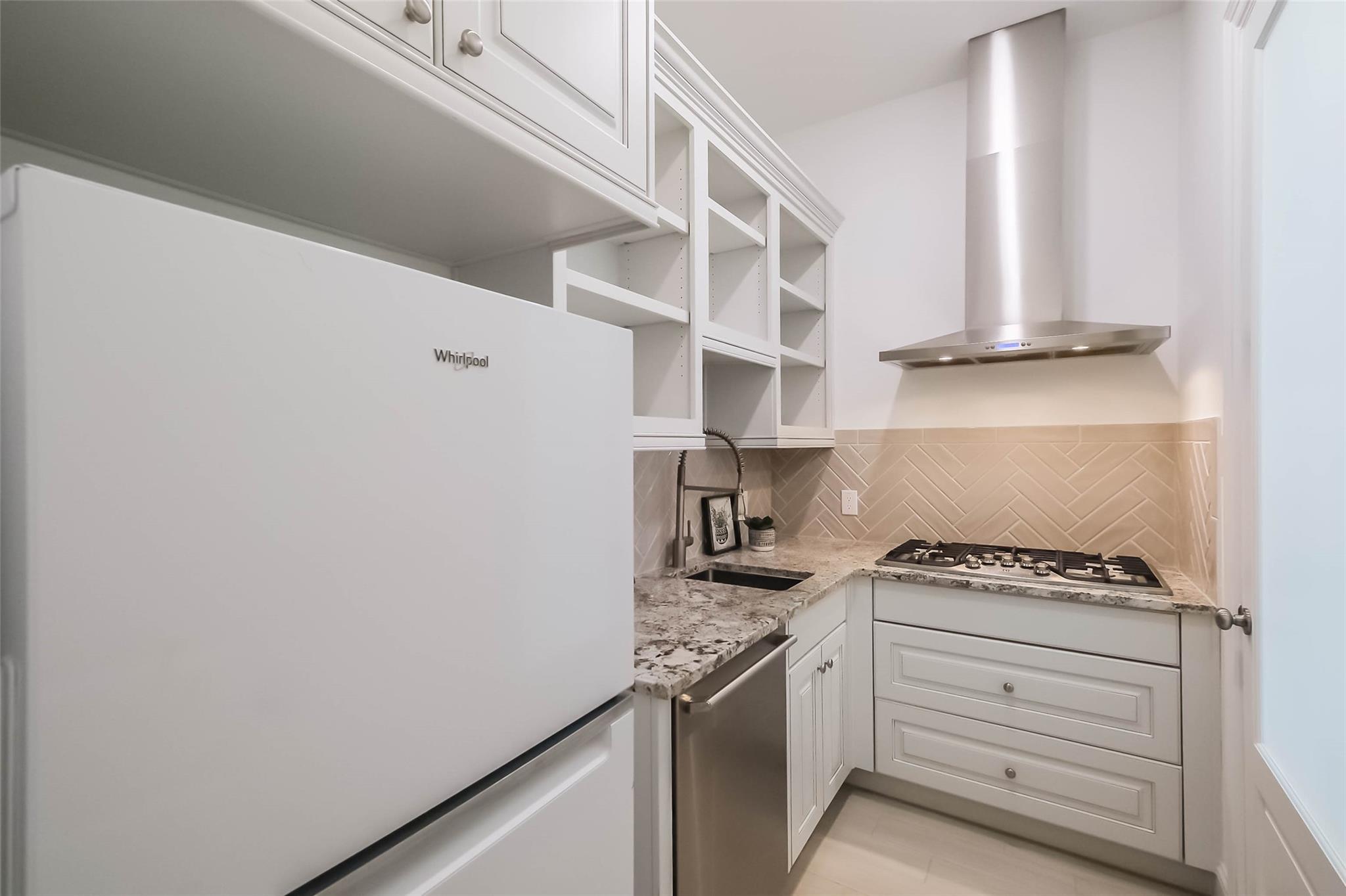 20319 Hillside Grove Lane