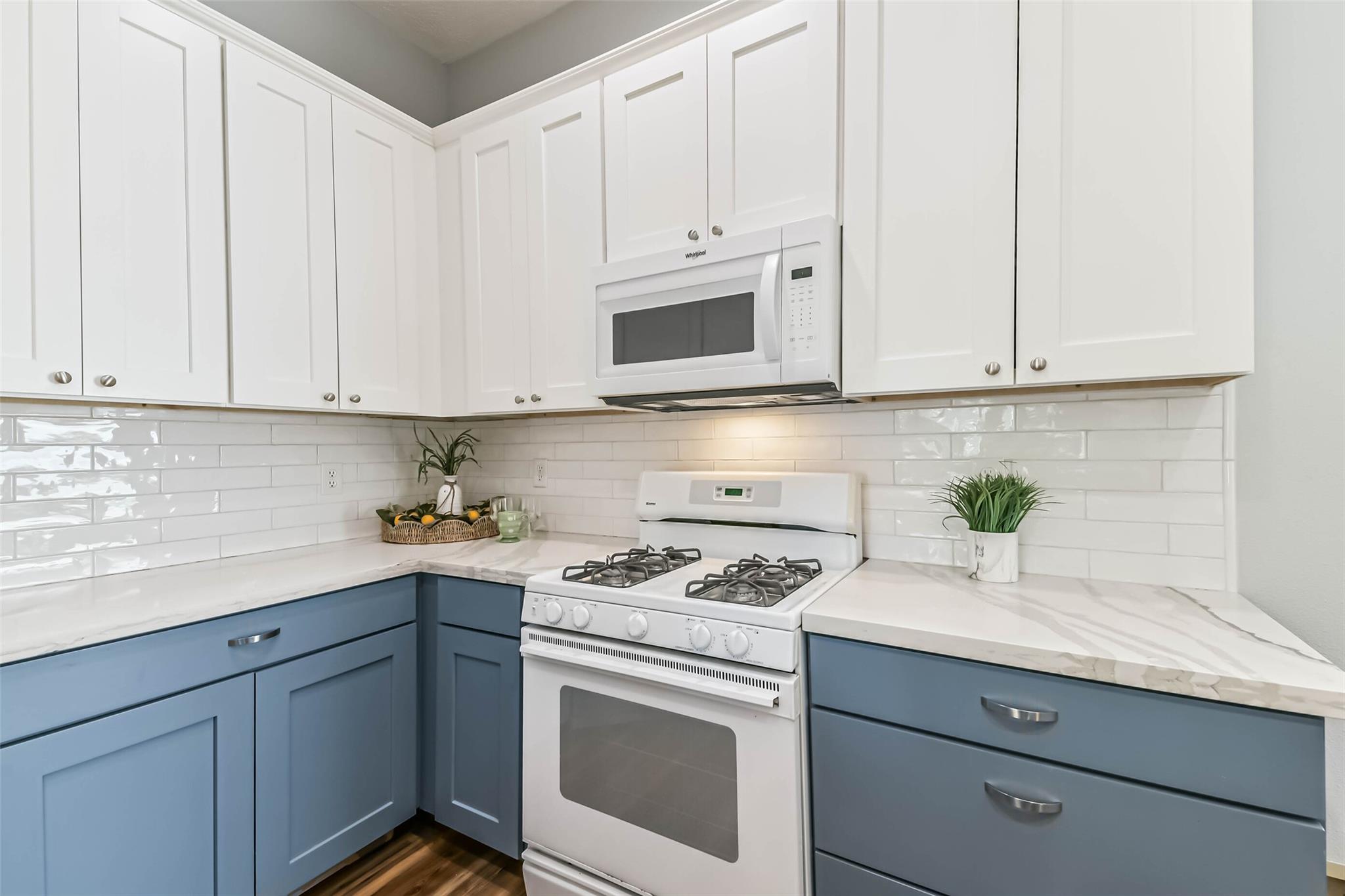 15027 Winding Black Cherry Lane