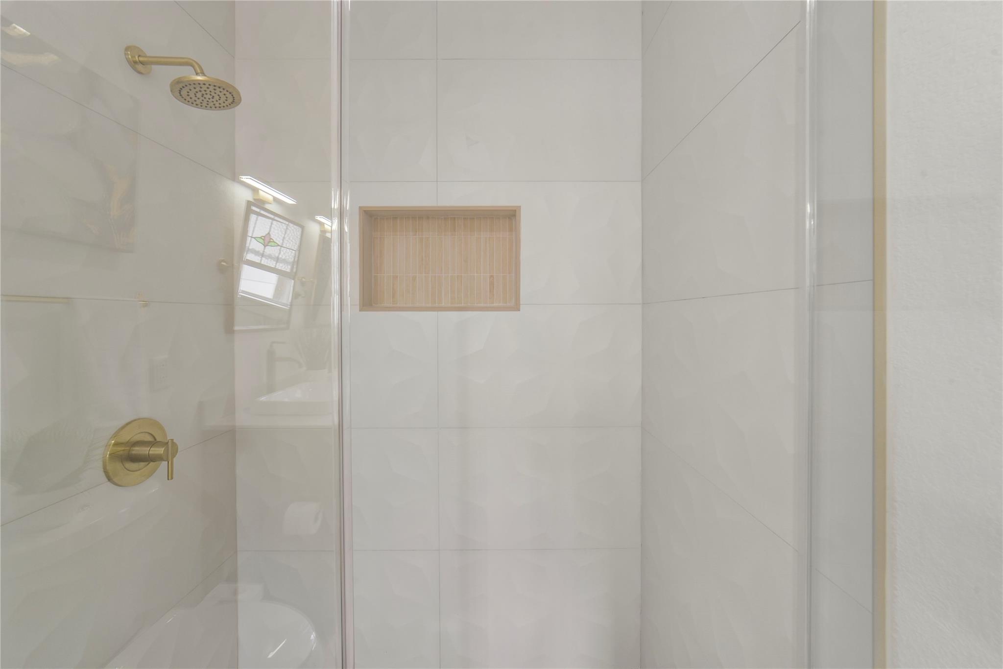 4030 Pineridge Street