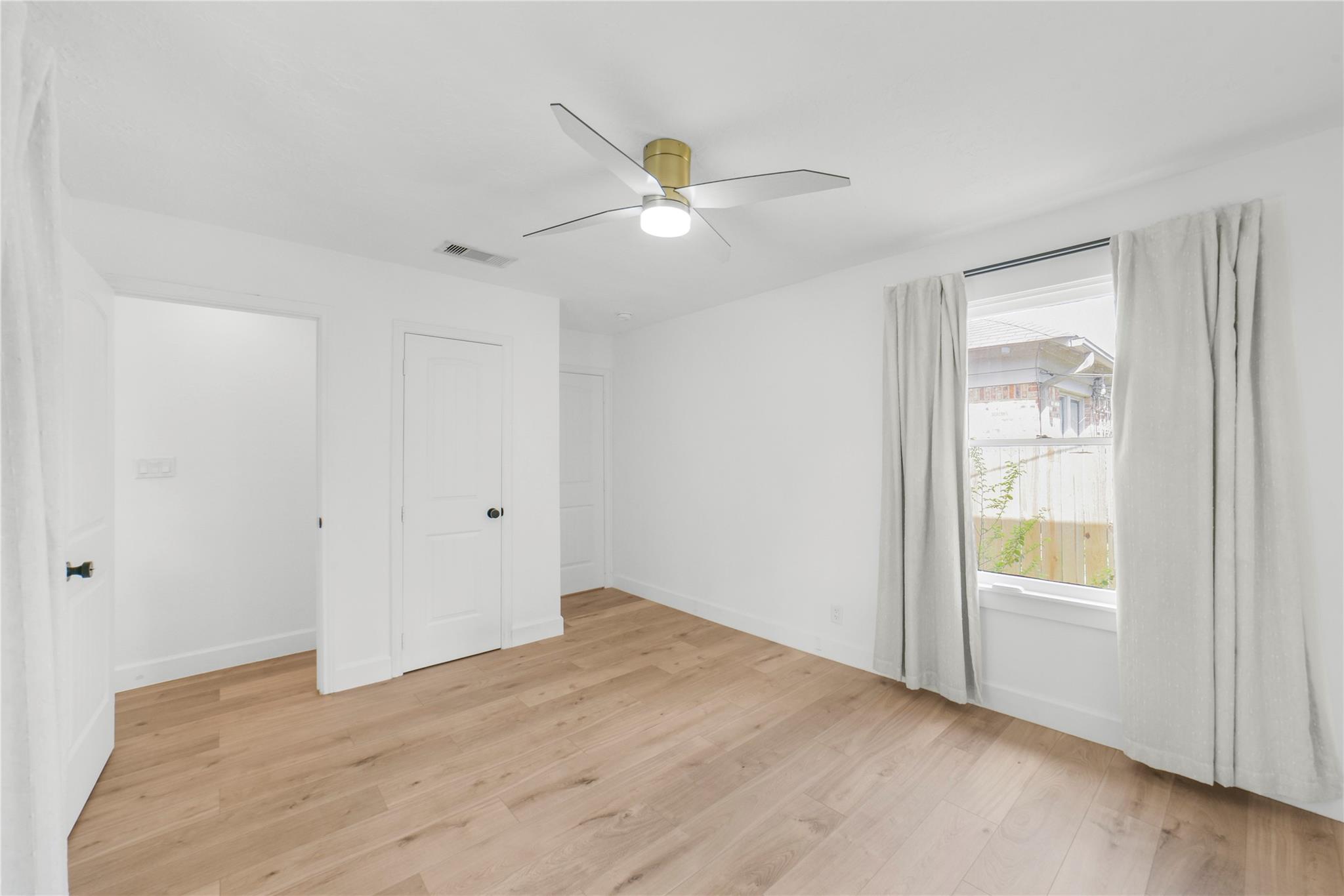 4030 Pineridge Street